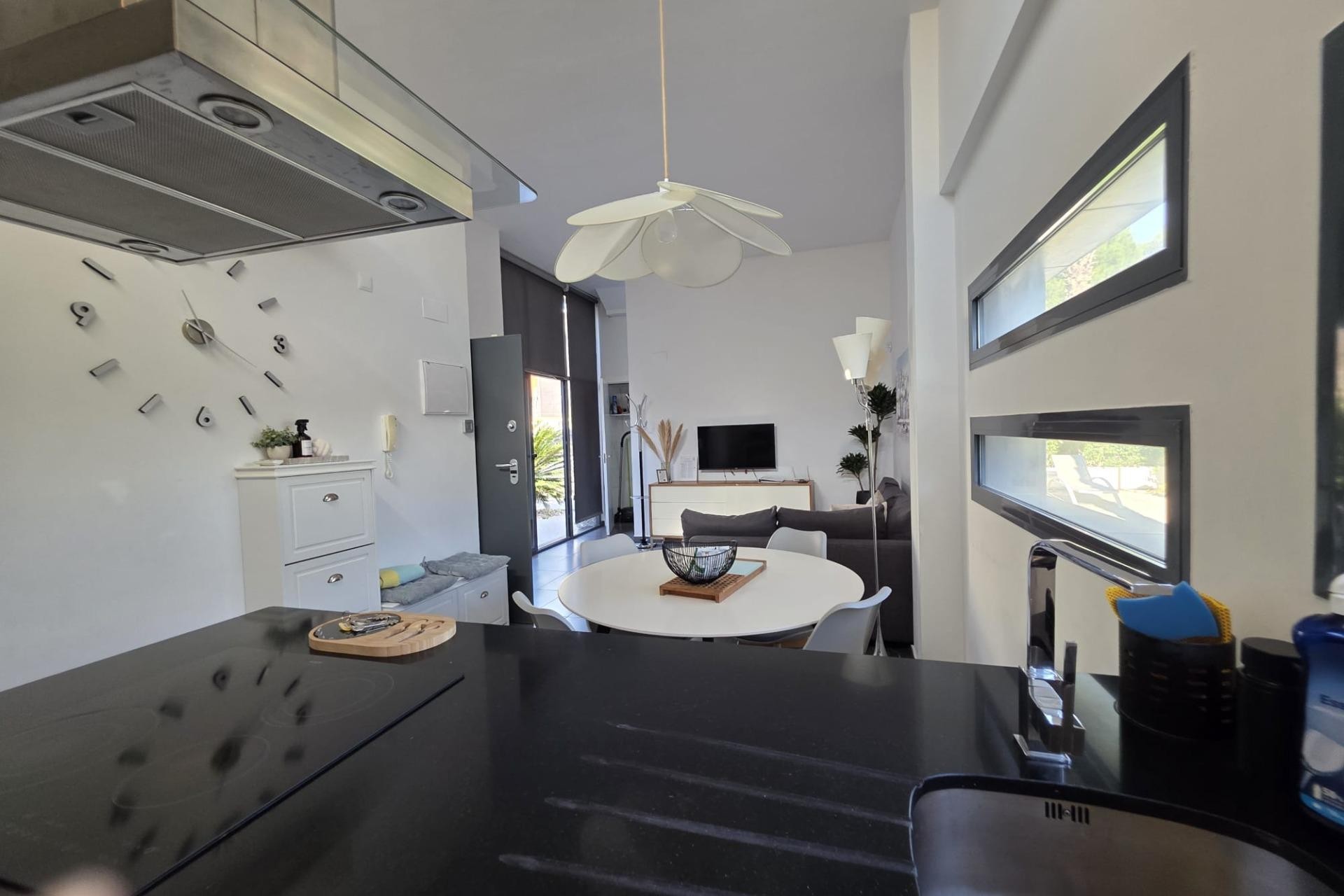 Återförsäljning - Villa -
Orihuela Costa - Villamartín