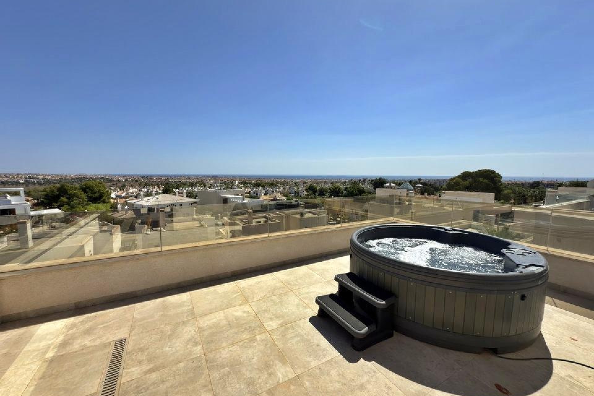 Återförsäljning - Villa -
Orihuela Costa - Villamartín