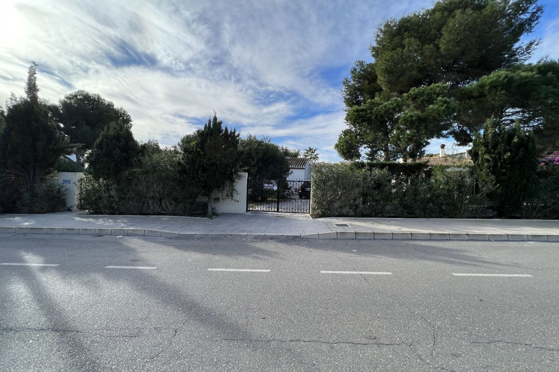 Återförsäljning - Villa -
Orihuela - Inland