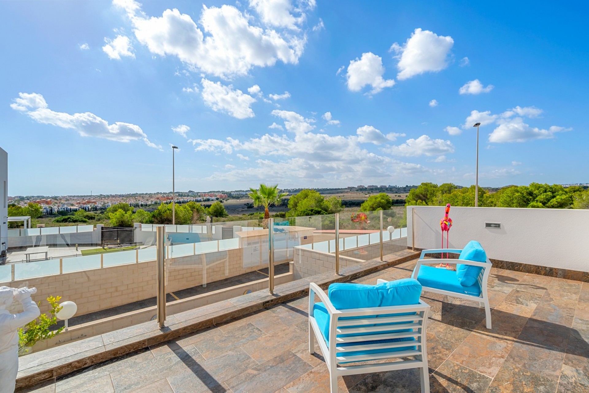 Återförsäljning - Villa -
Orihuela - Inland