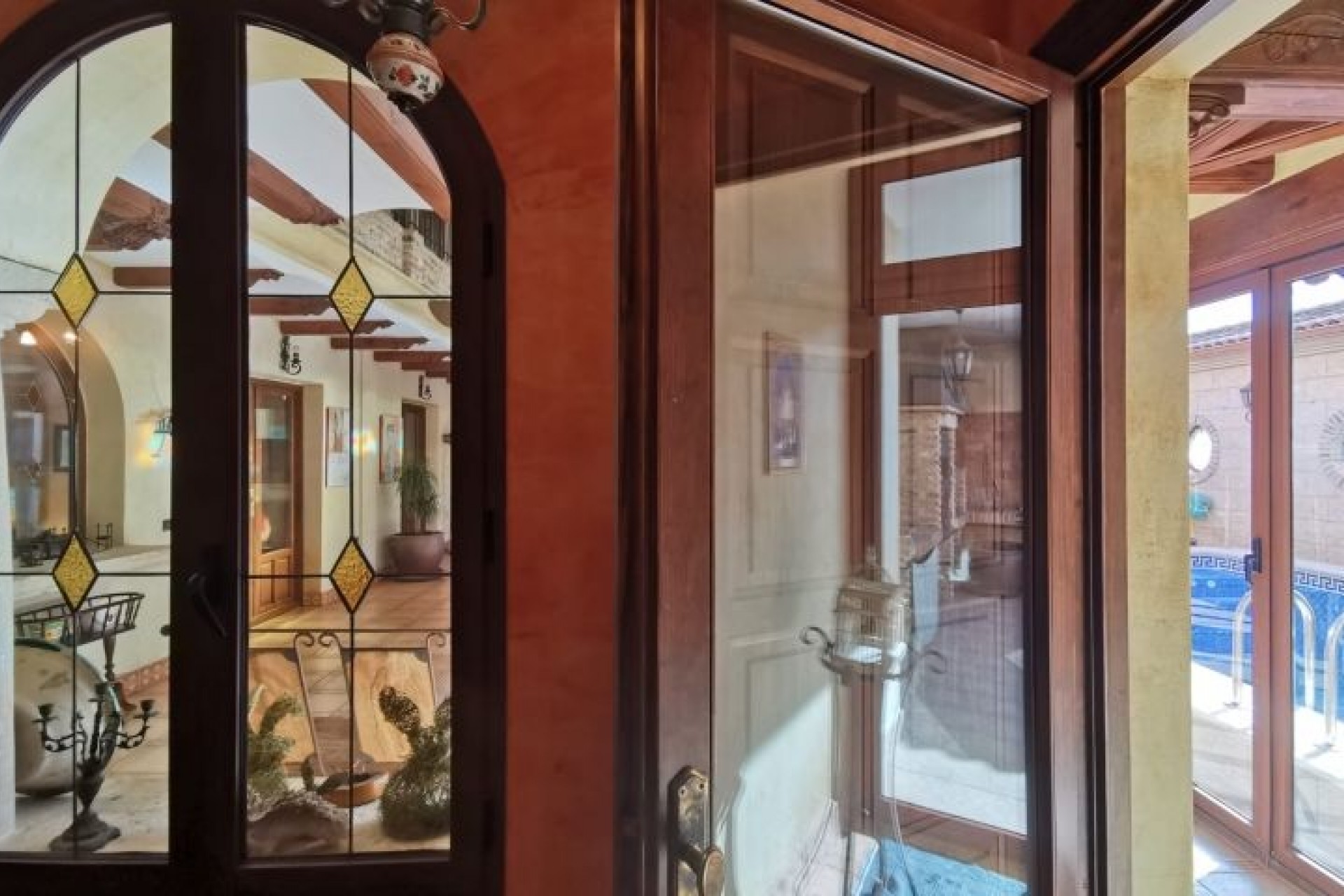 Återförsäljning - Villa -
Orihuela - Inland