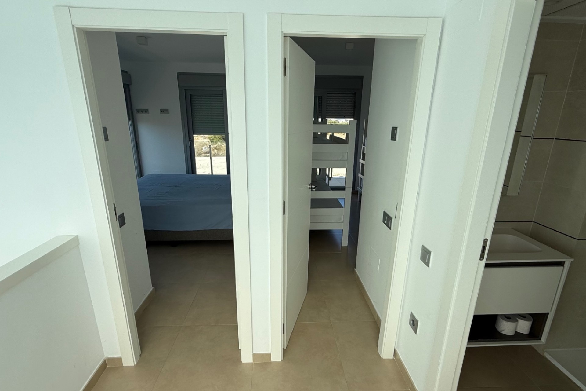 Återförsäljning - Villa -
Orihuela - Inland