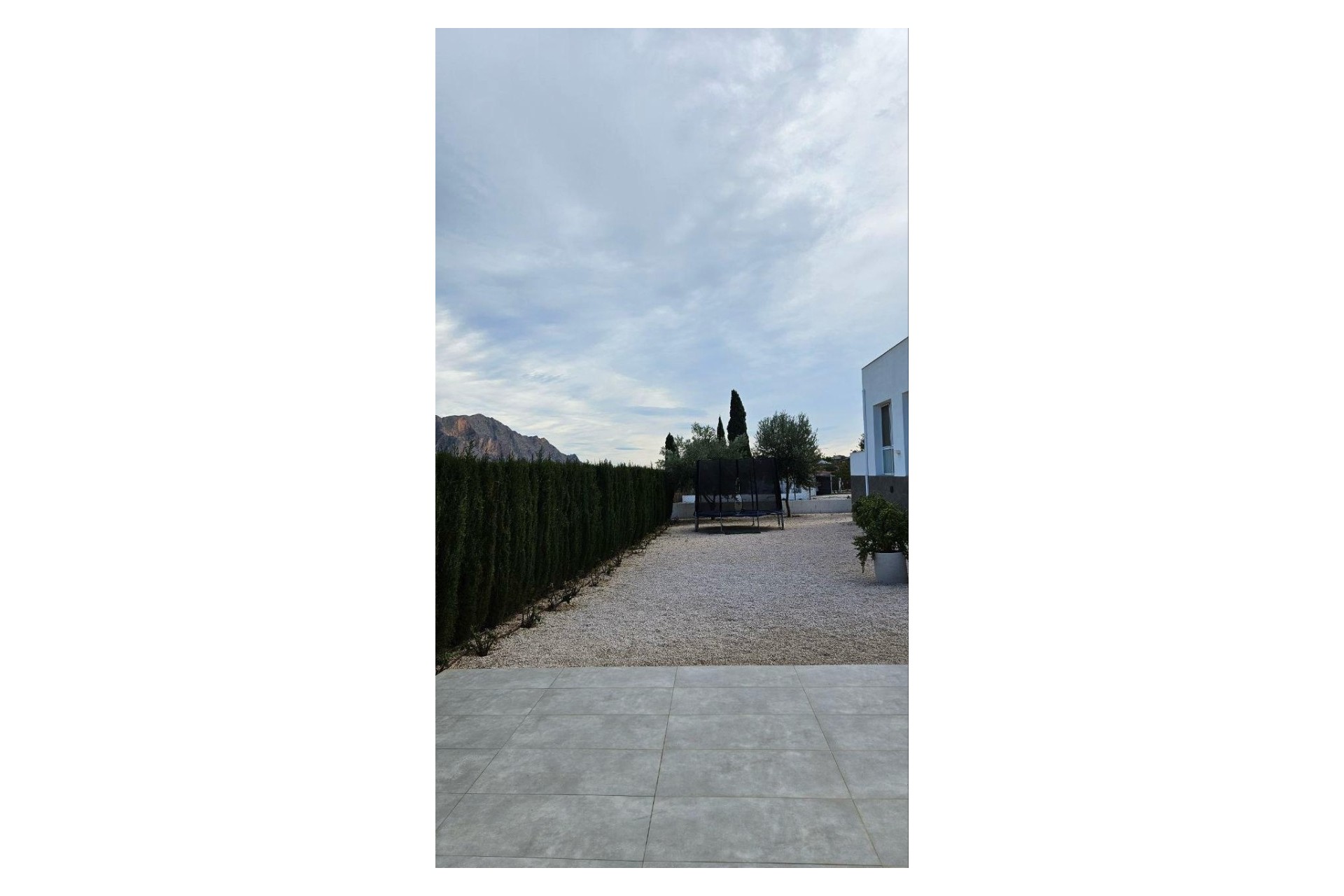 Återförsäljning - Villa -
Orihuela - Inland