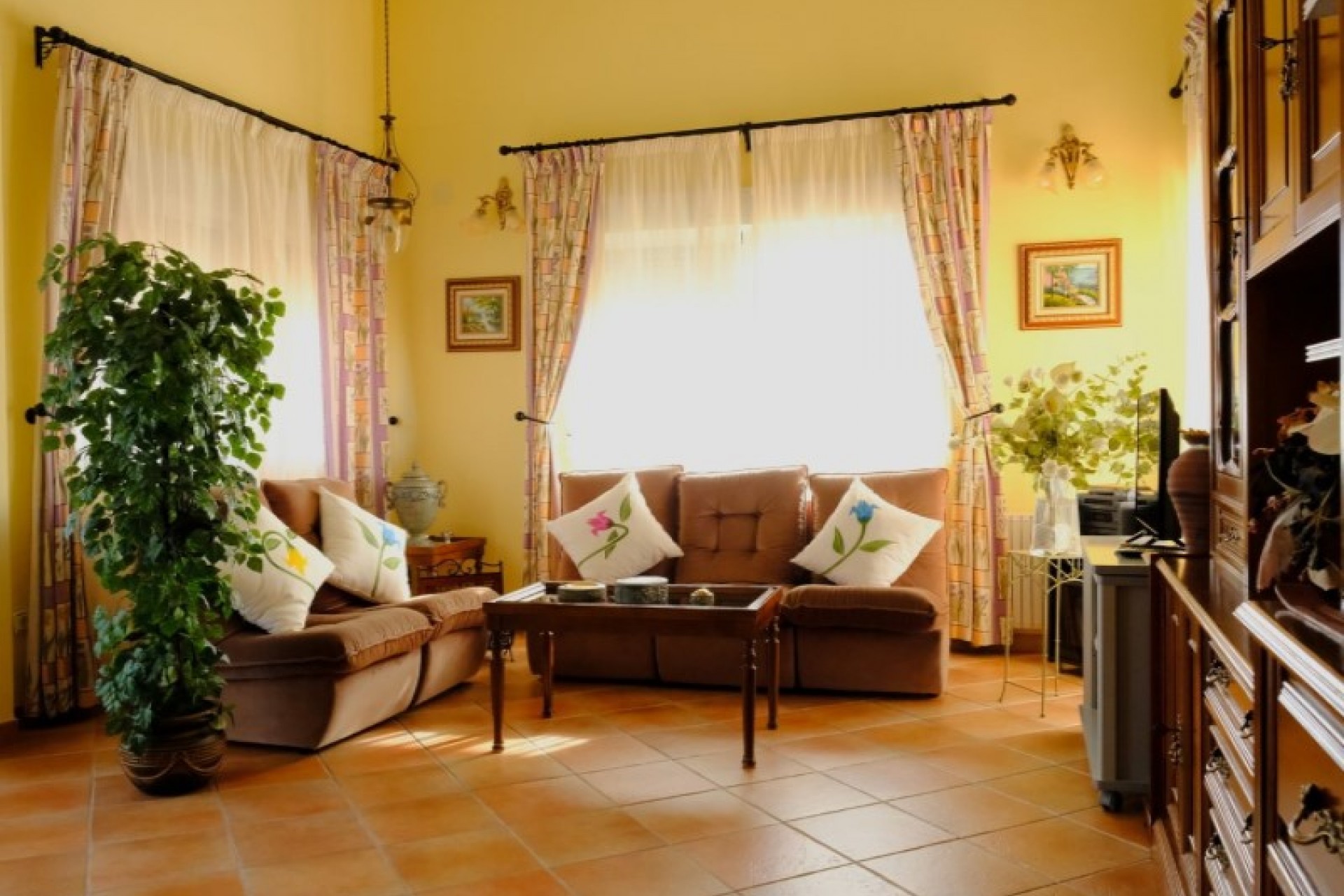 Återförsäljning - Villa -
Orihuela - Inland