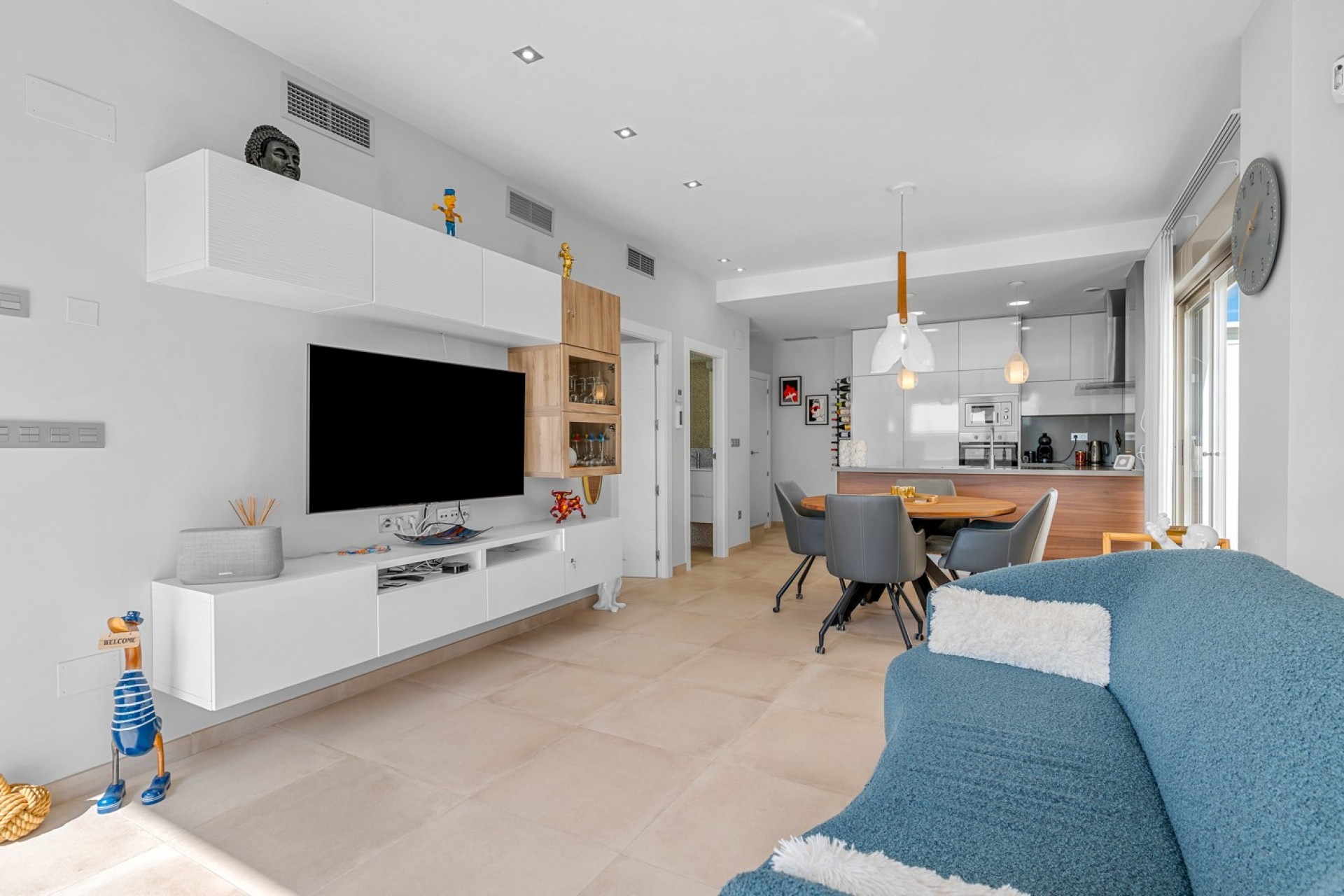 Återförsäljning - Villa -
Orihuela - Inland