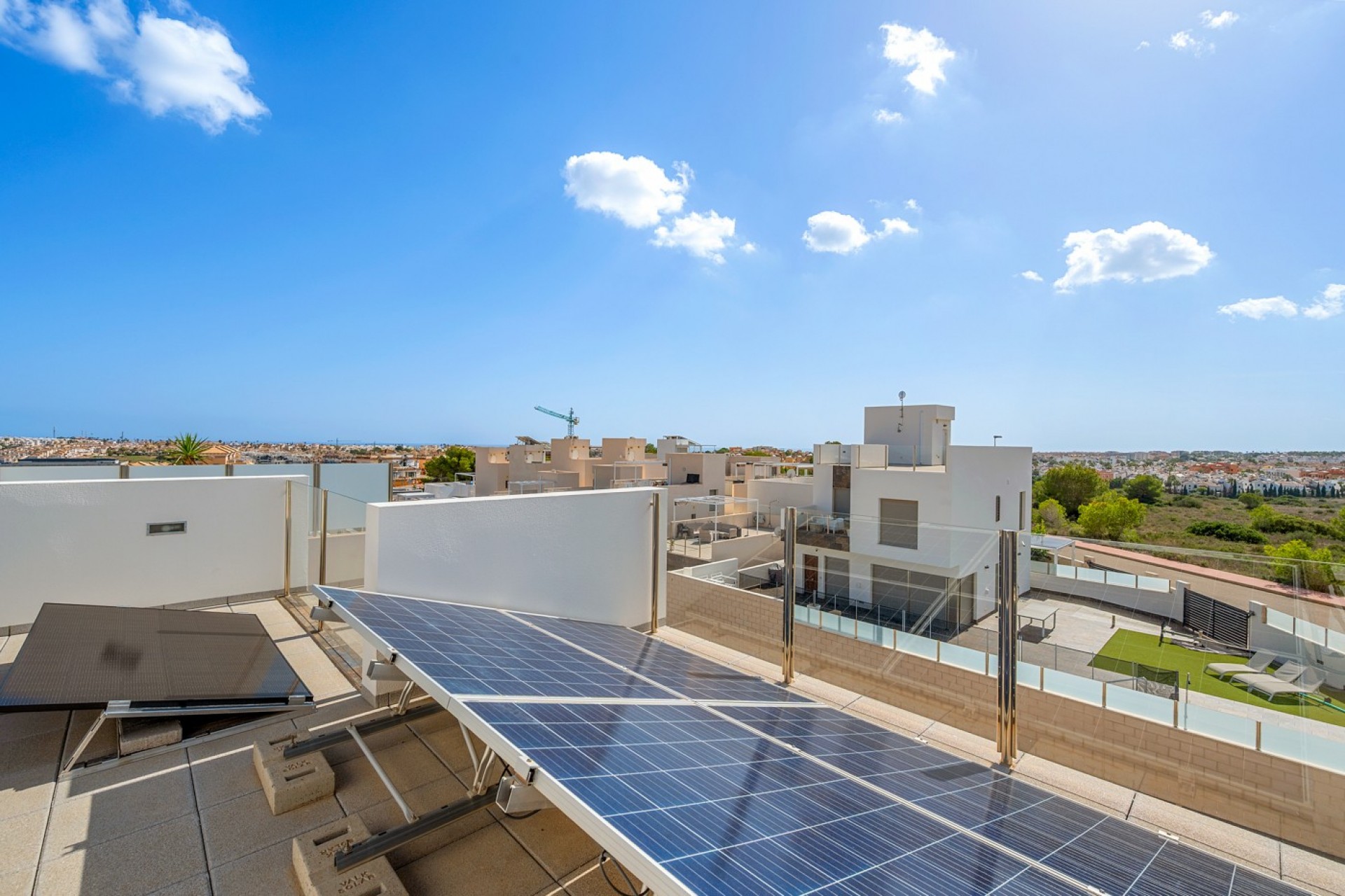 Återförsäljning - Villa -
Orihuela - Inland