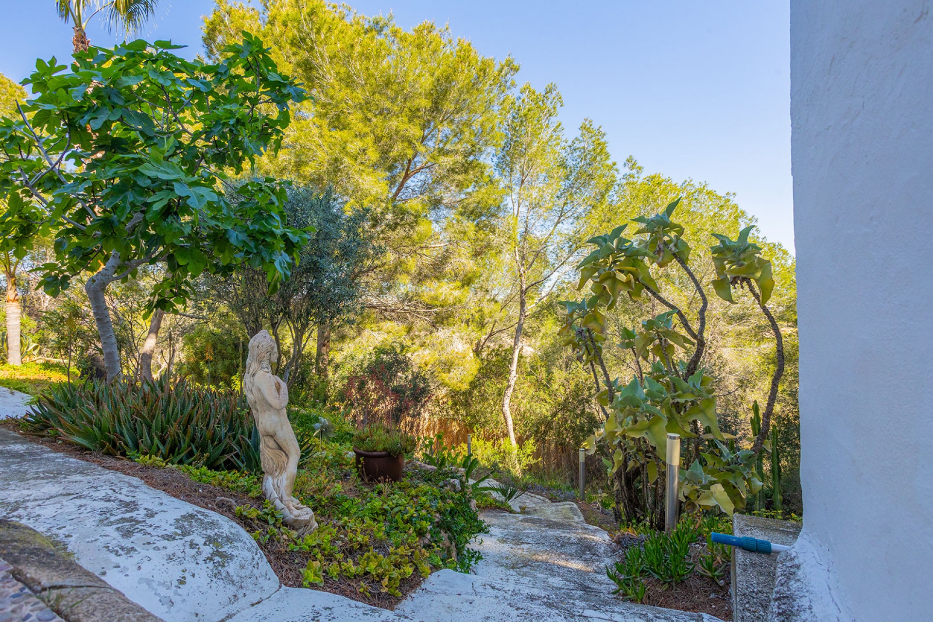 Återförsäljning - Villa -
Orihuela - Inland