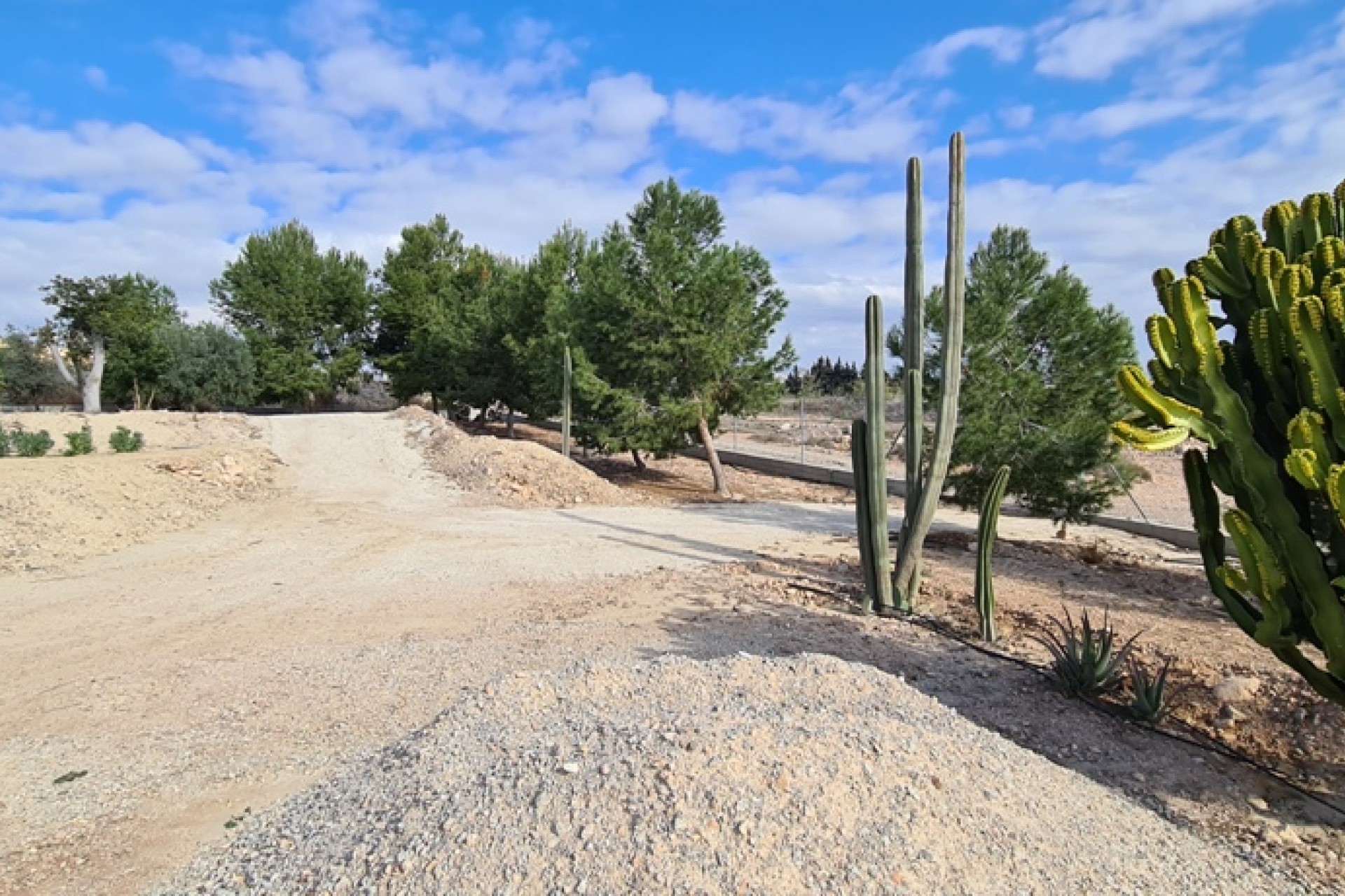 Återförsäljning - Villa -
Orihuela - Inland