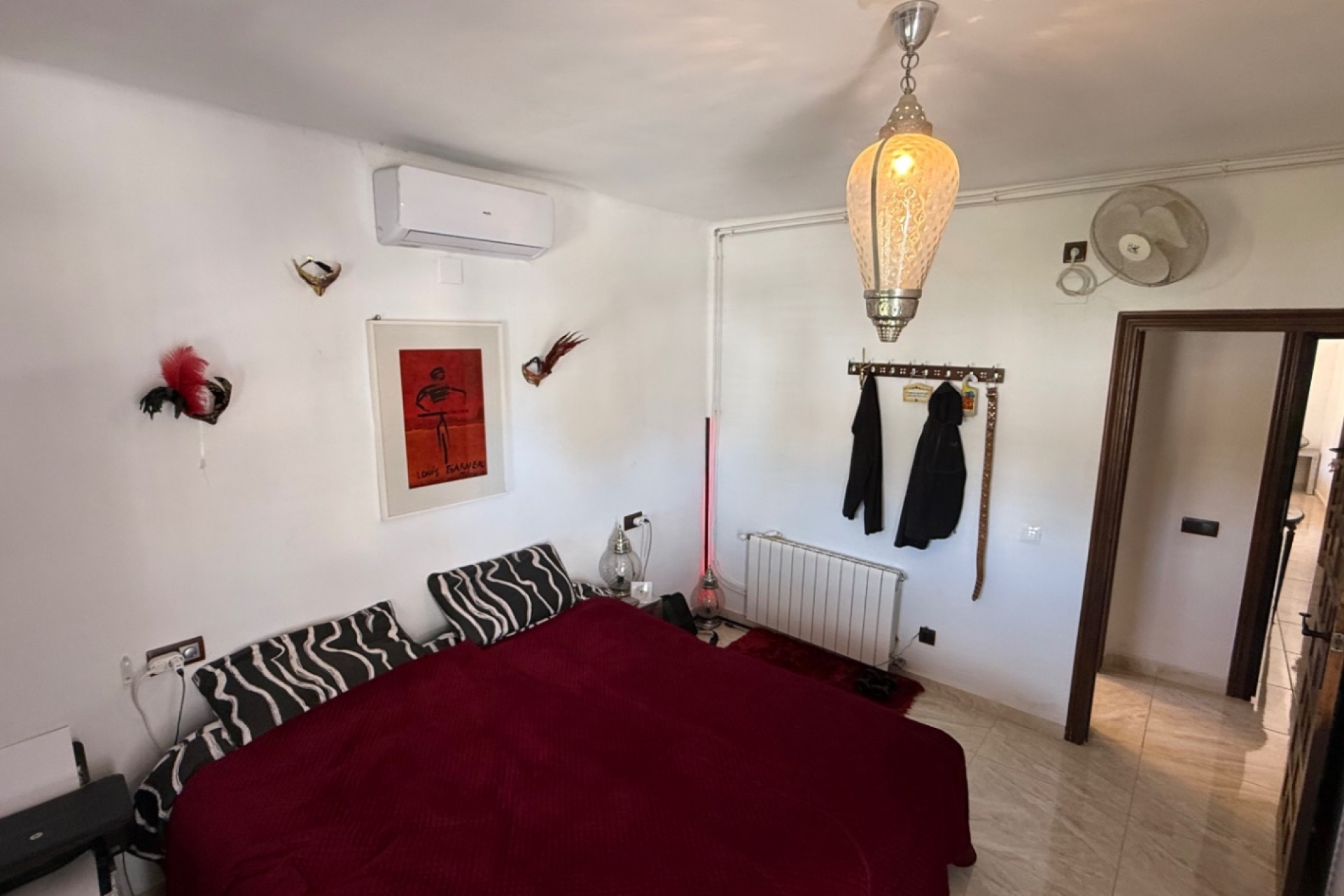 Återförsäljning - Villa -
Orihuela - Inland