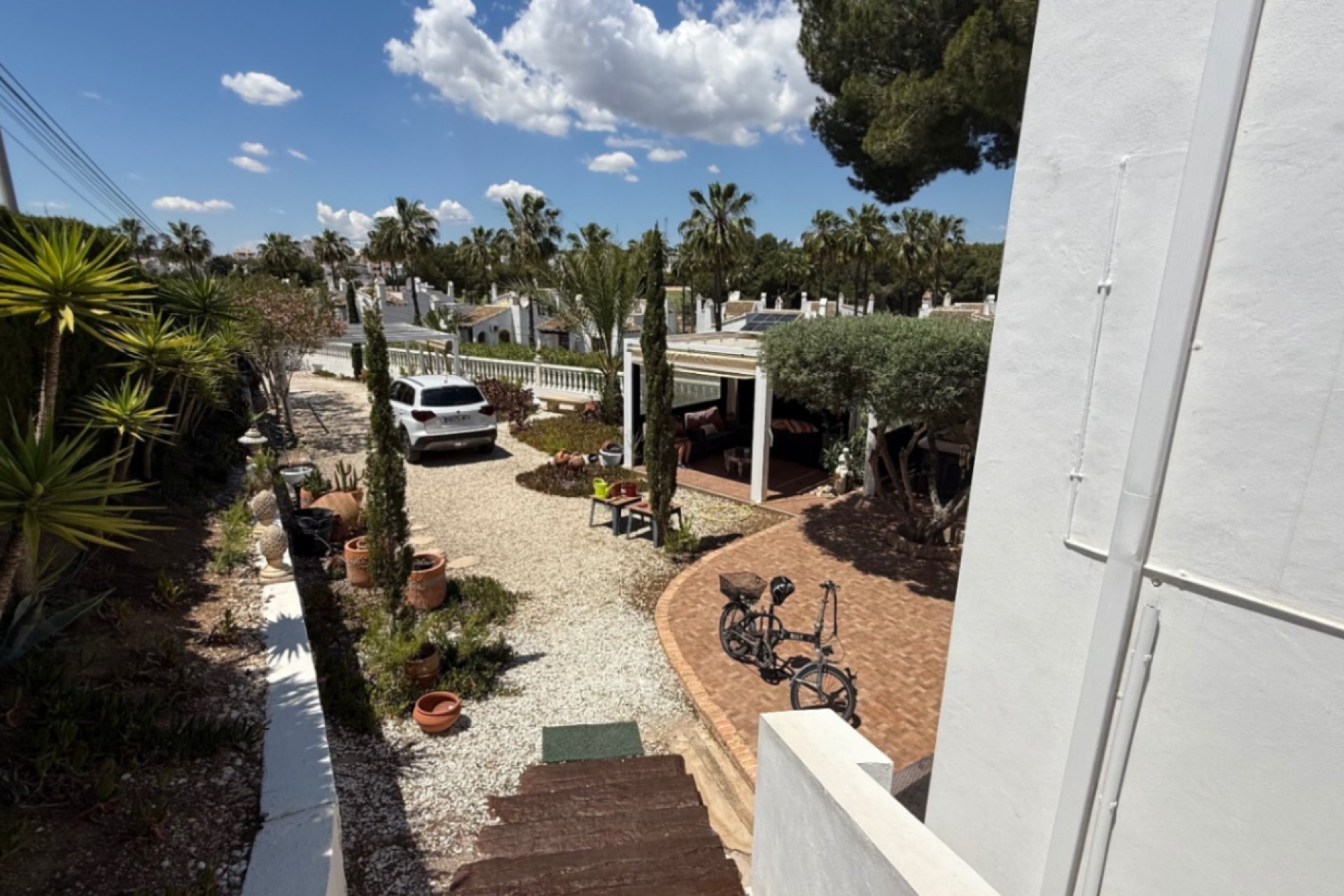 Återförsäljning - Villa -
Orihuela - Inland