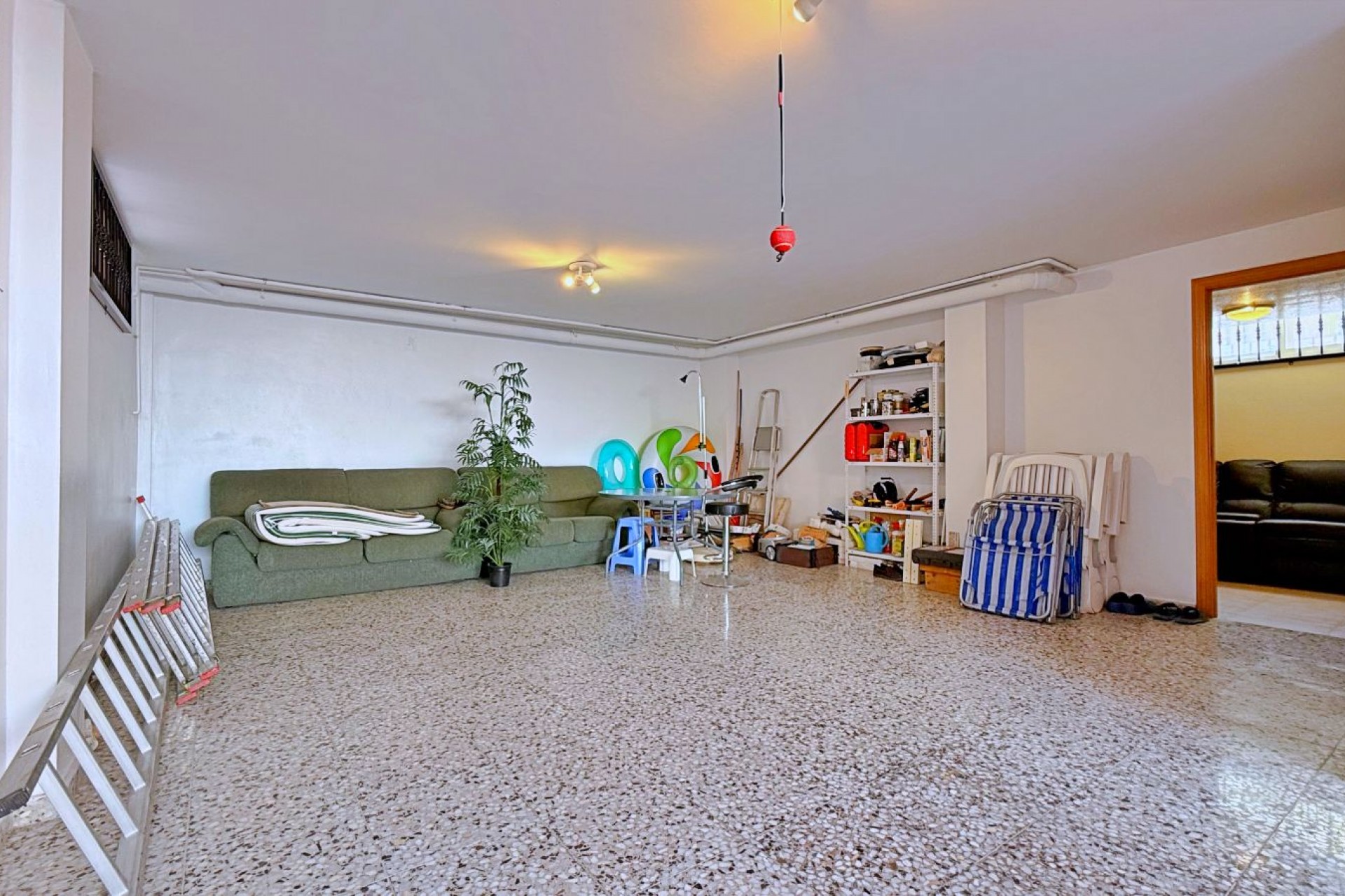 Återförsäljning - Villa -
Orihuela - Inland