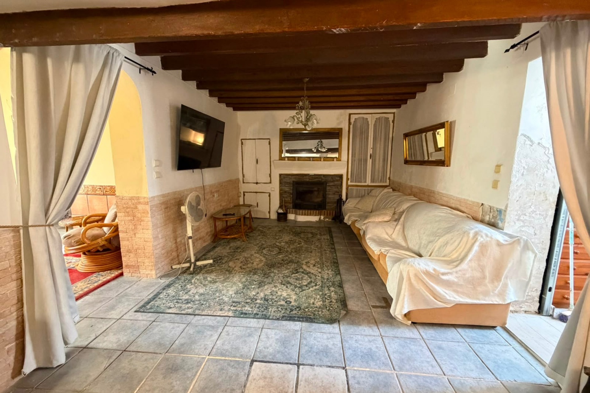 Återförsäljning - Villa -
Orihuela - Inland