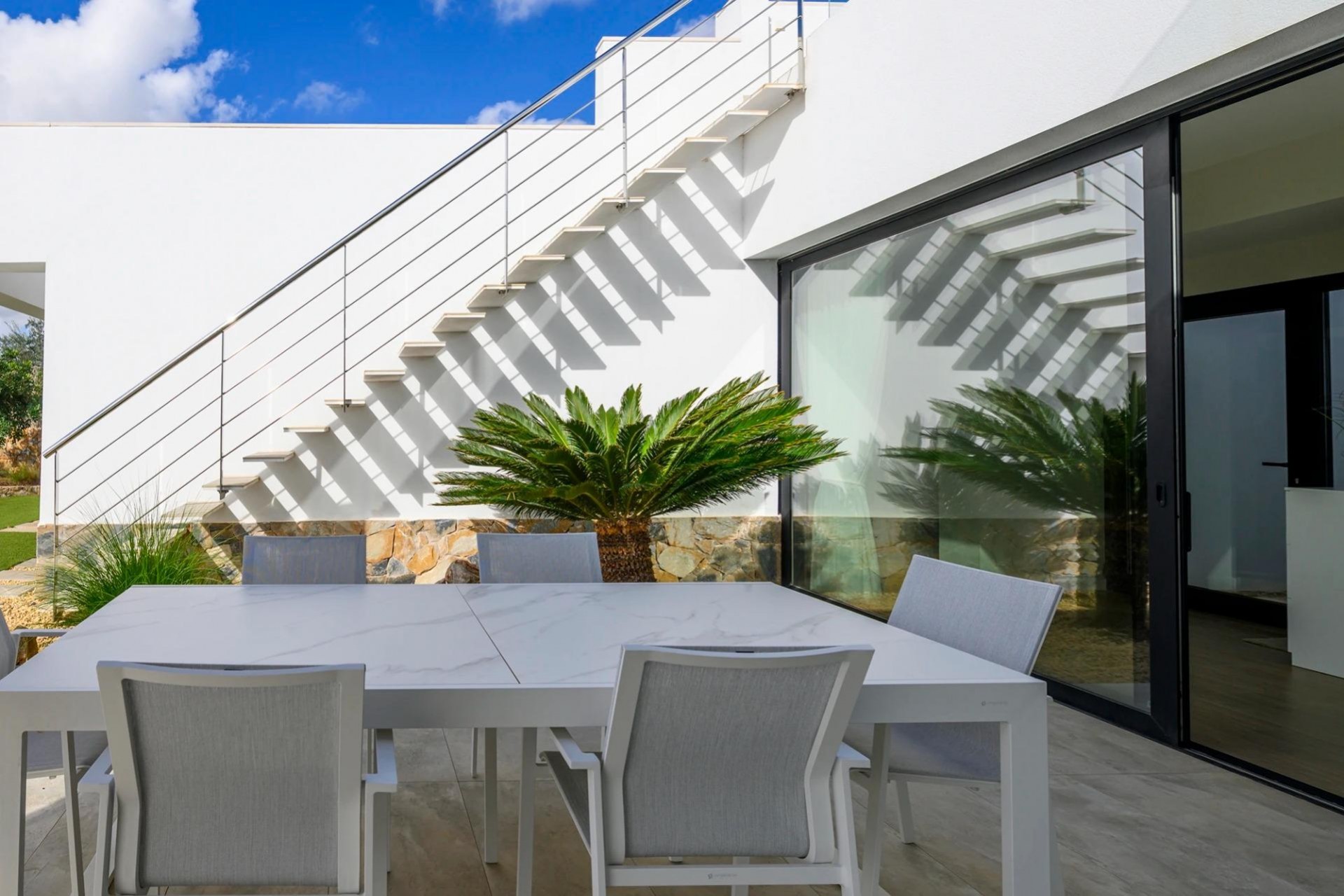 Återförsäljning - Villa -
Orihuela - Inland