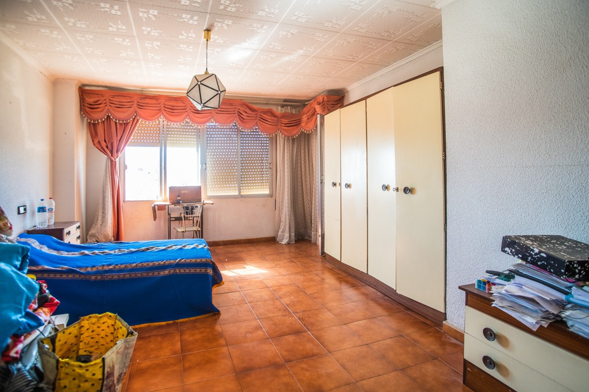 Återförsäljning - Villa -
Orihuela - Inland