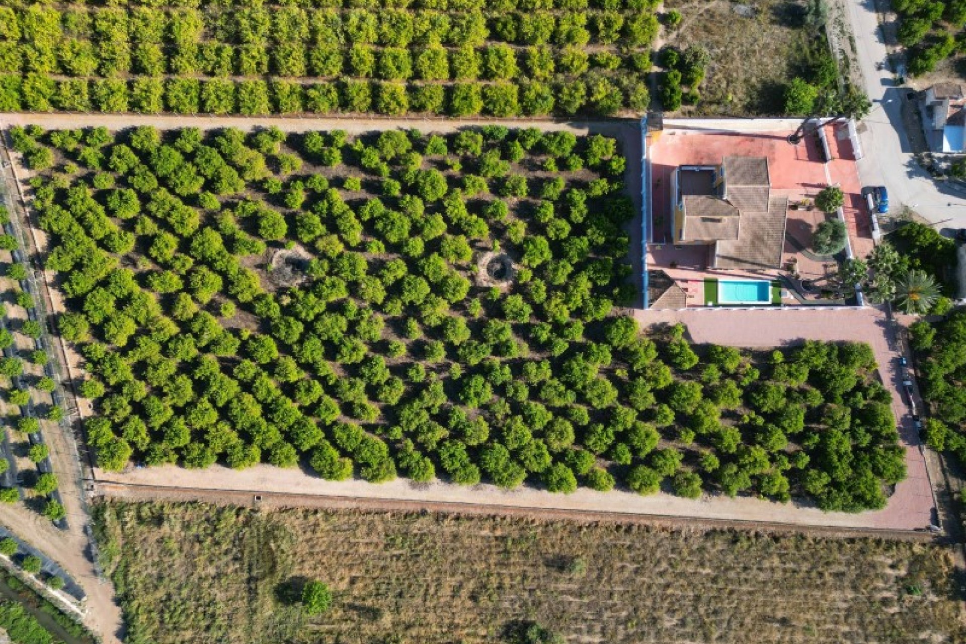 Återförsäljning - Villa -
Orihuela - Inland
