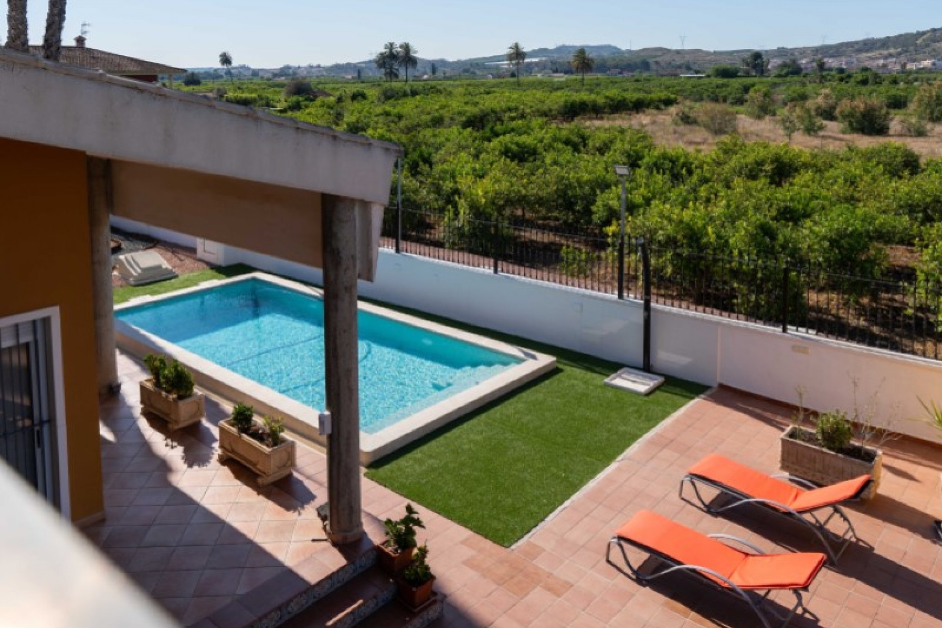 Återförsäljning - Villa -
Orihuela - Inland