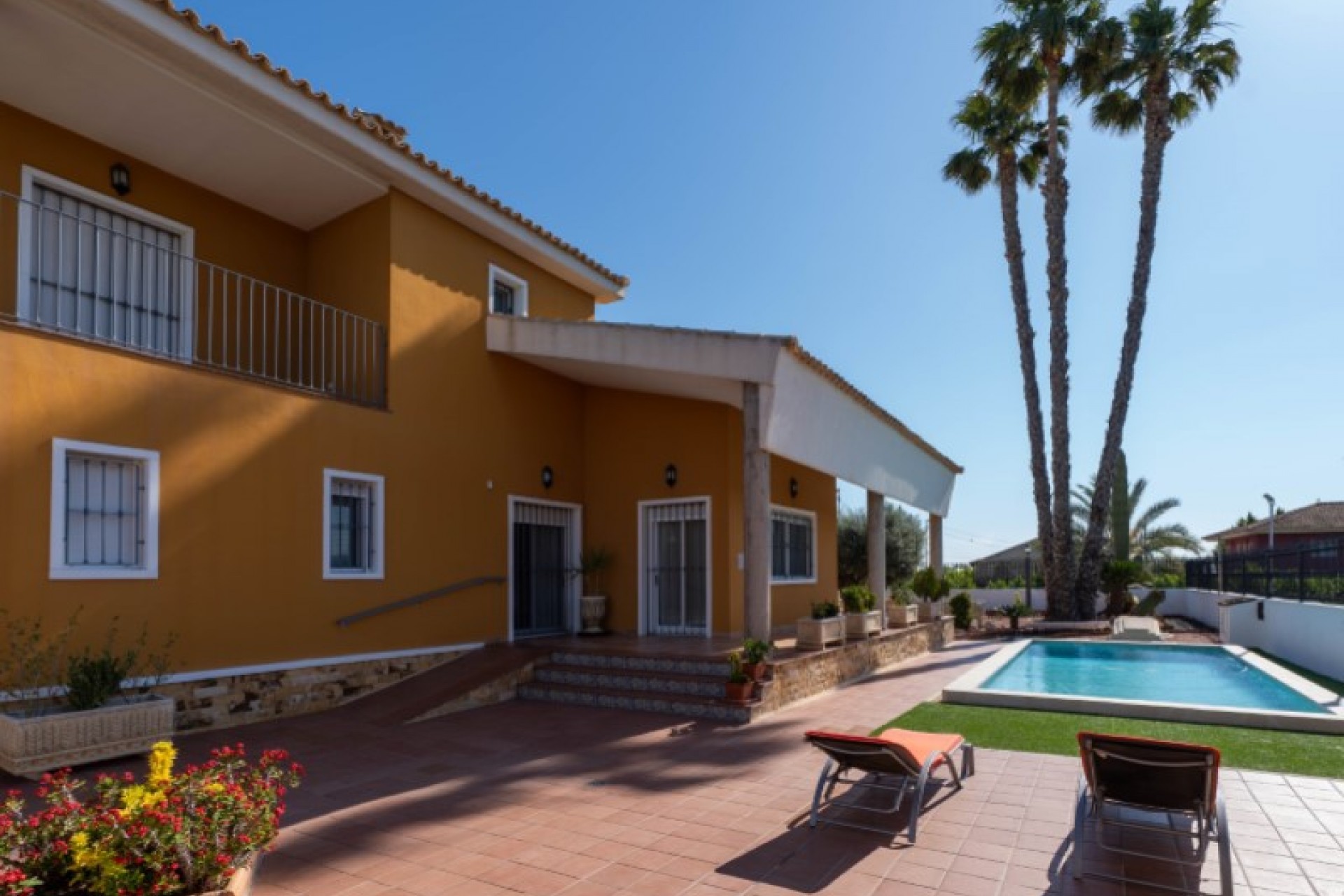 Återförsäljning - Villa -
Orihuela - Inland