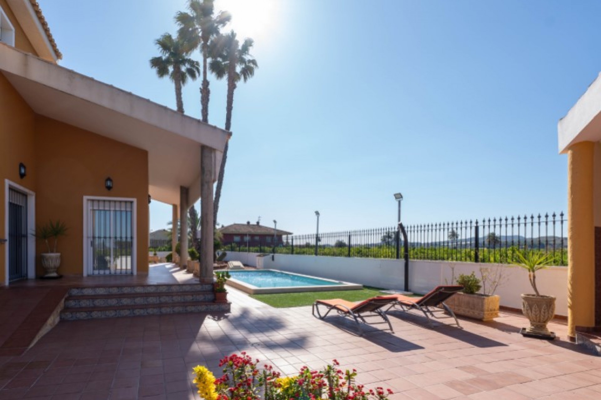 Återförsäljning - Villa -
Orihuela - Inland