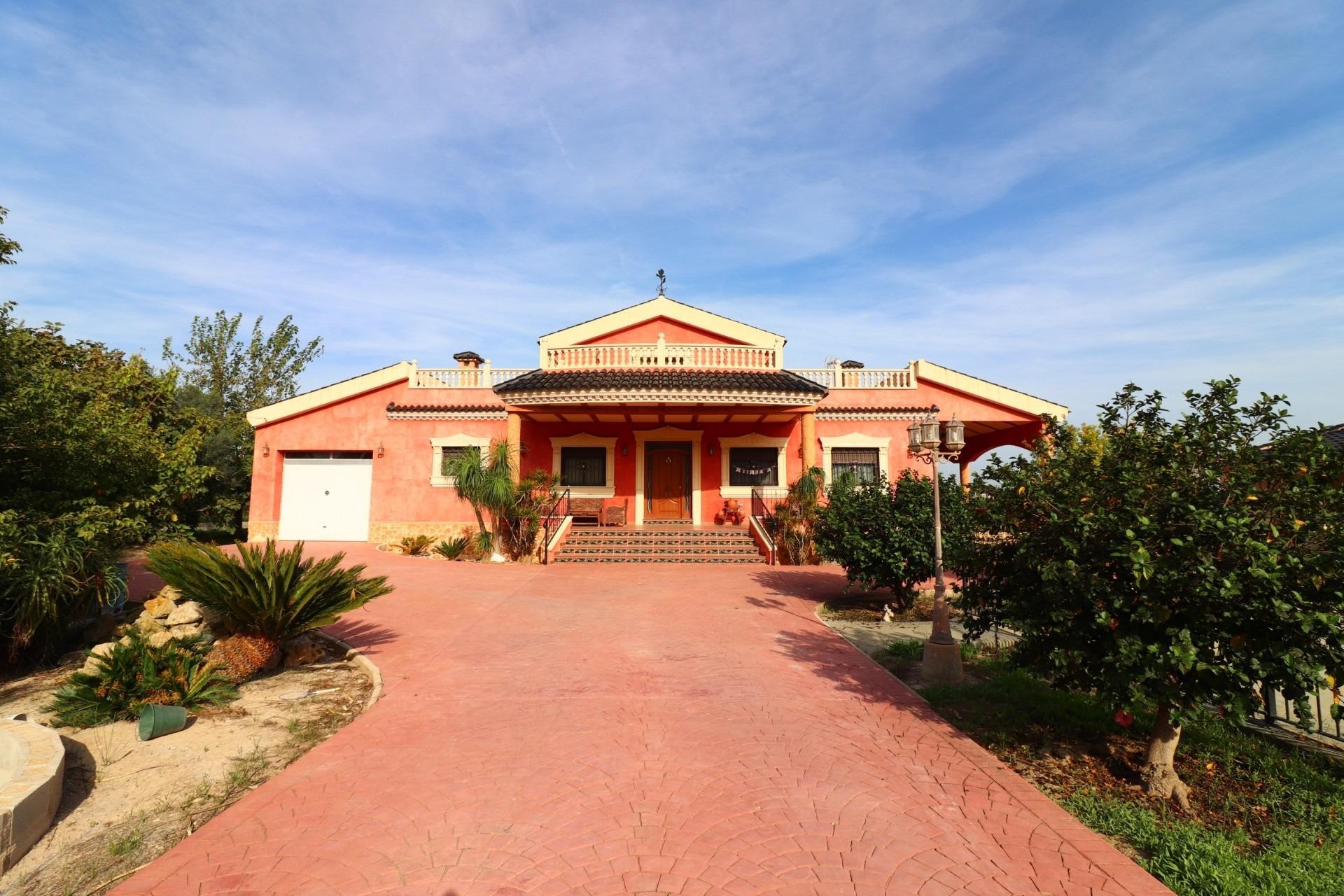 Återförsäljning - Villa -
Orihuela - La Campaneta