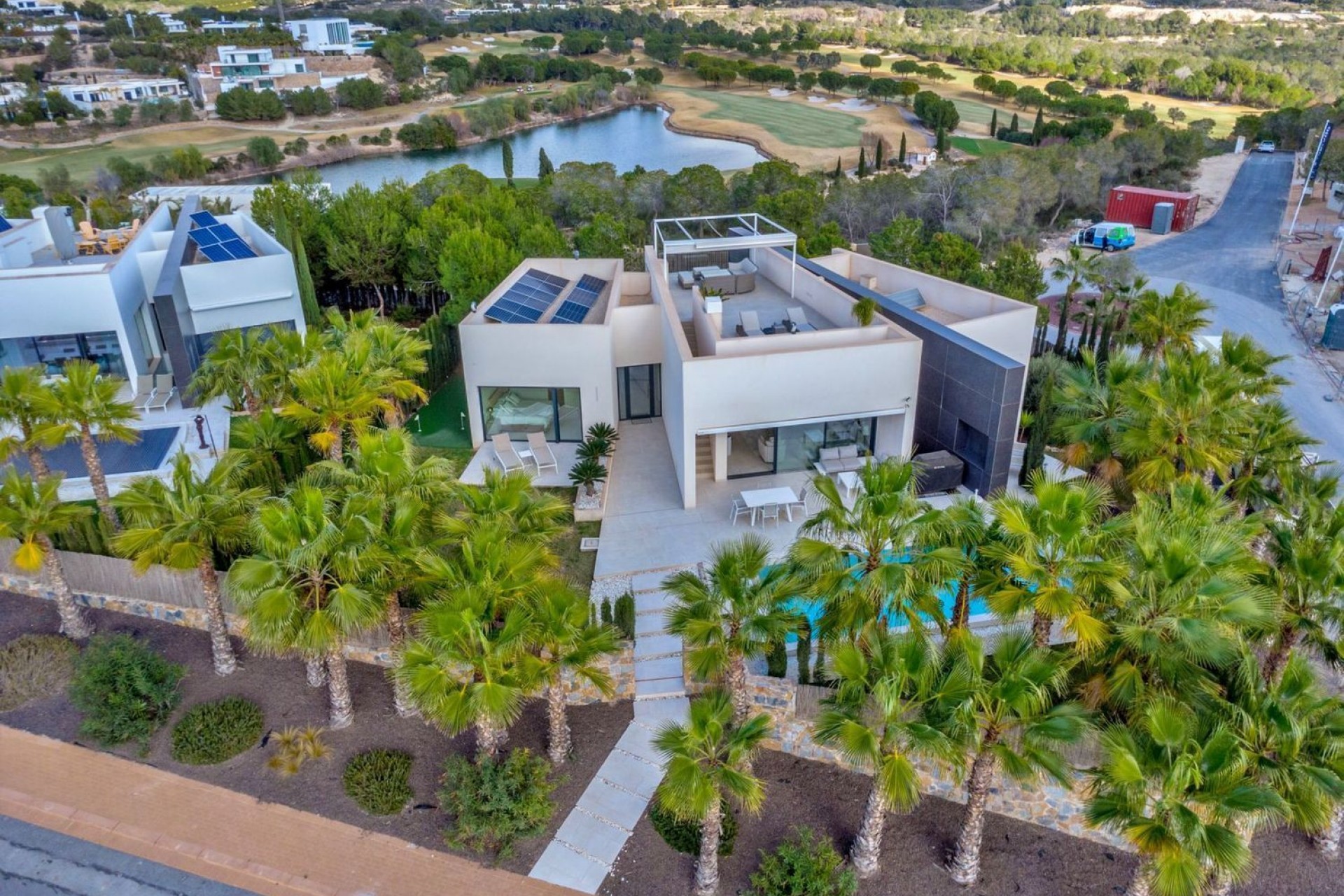 Återförsäljning - Villa -
Orihuela - Las Colinas Golf