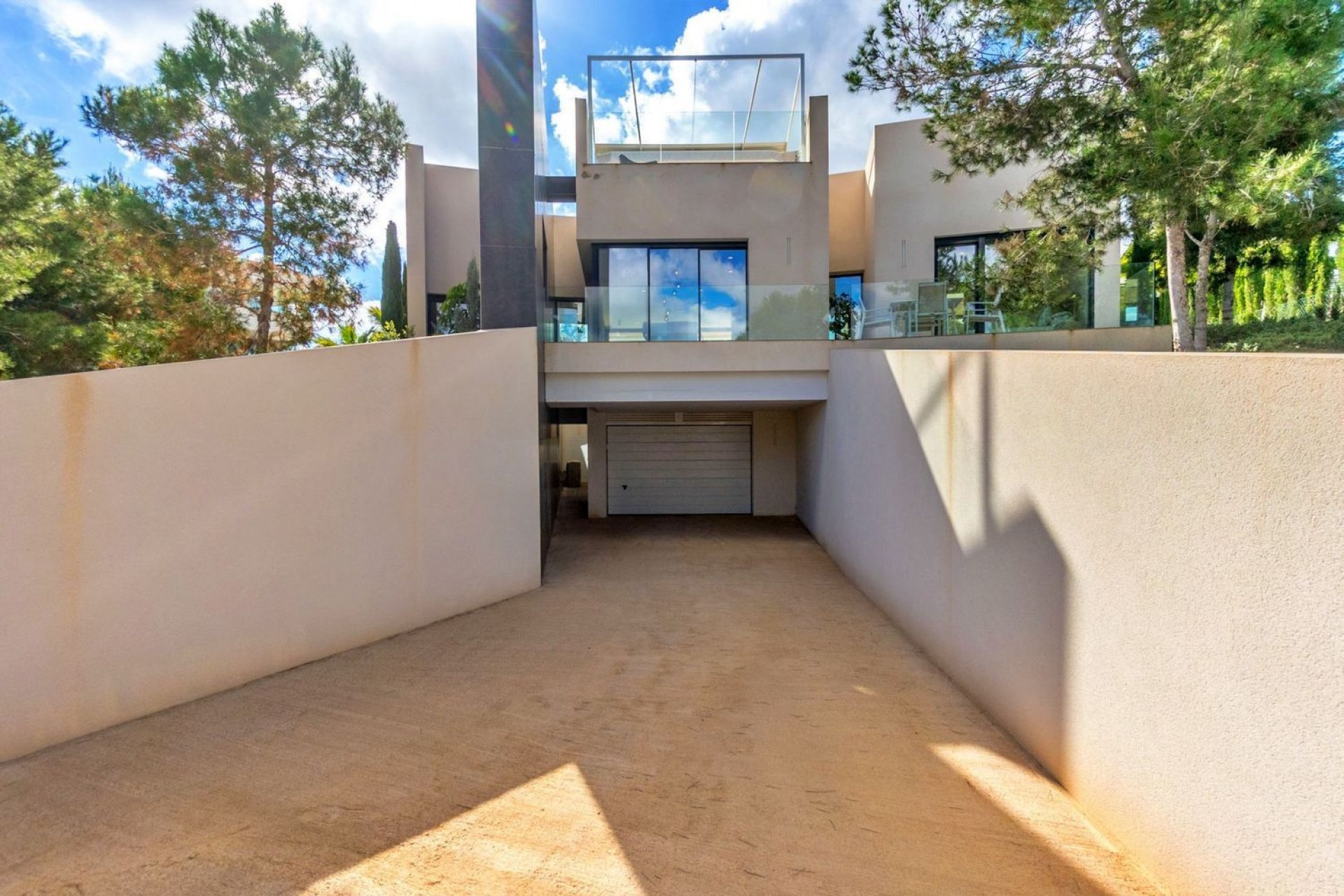 Återförsäljning - Villa -
Orihuela - Las Colinas Golf