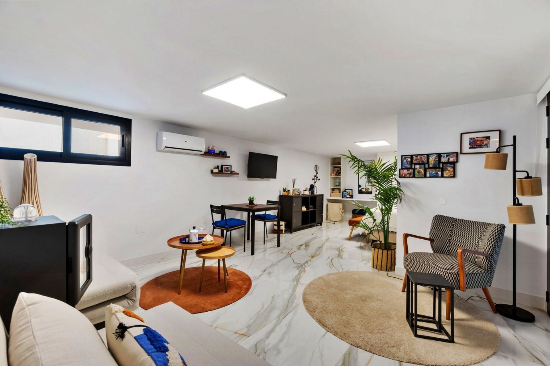 Återförsäljning - Villa -
Orihuela - Las Colinas Golf