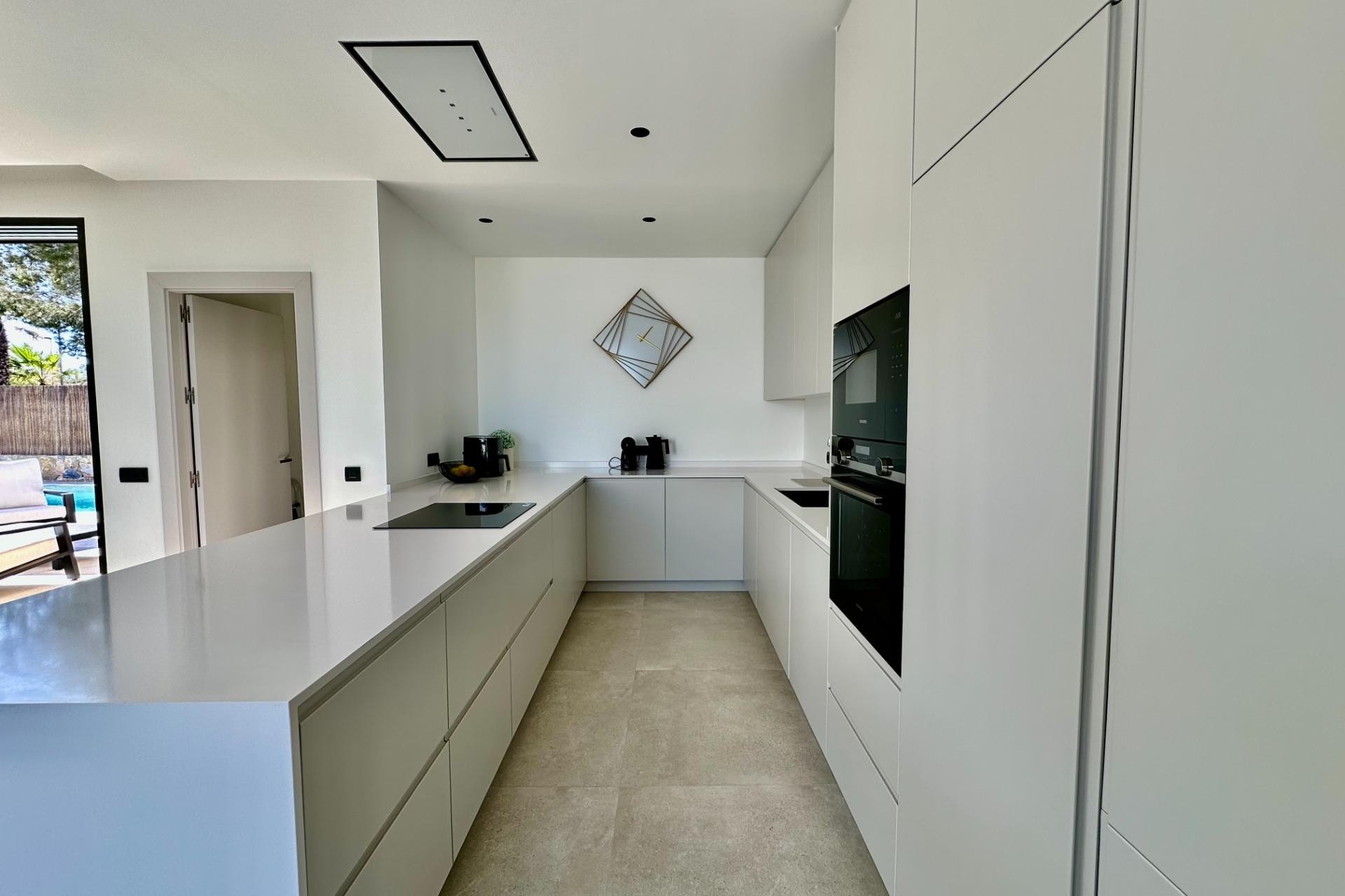 Återförsäljning - Villa -
Orihuela - Las Colinas Golf