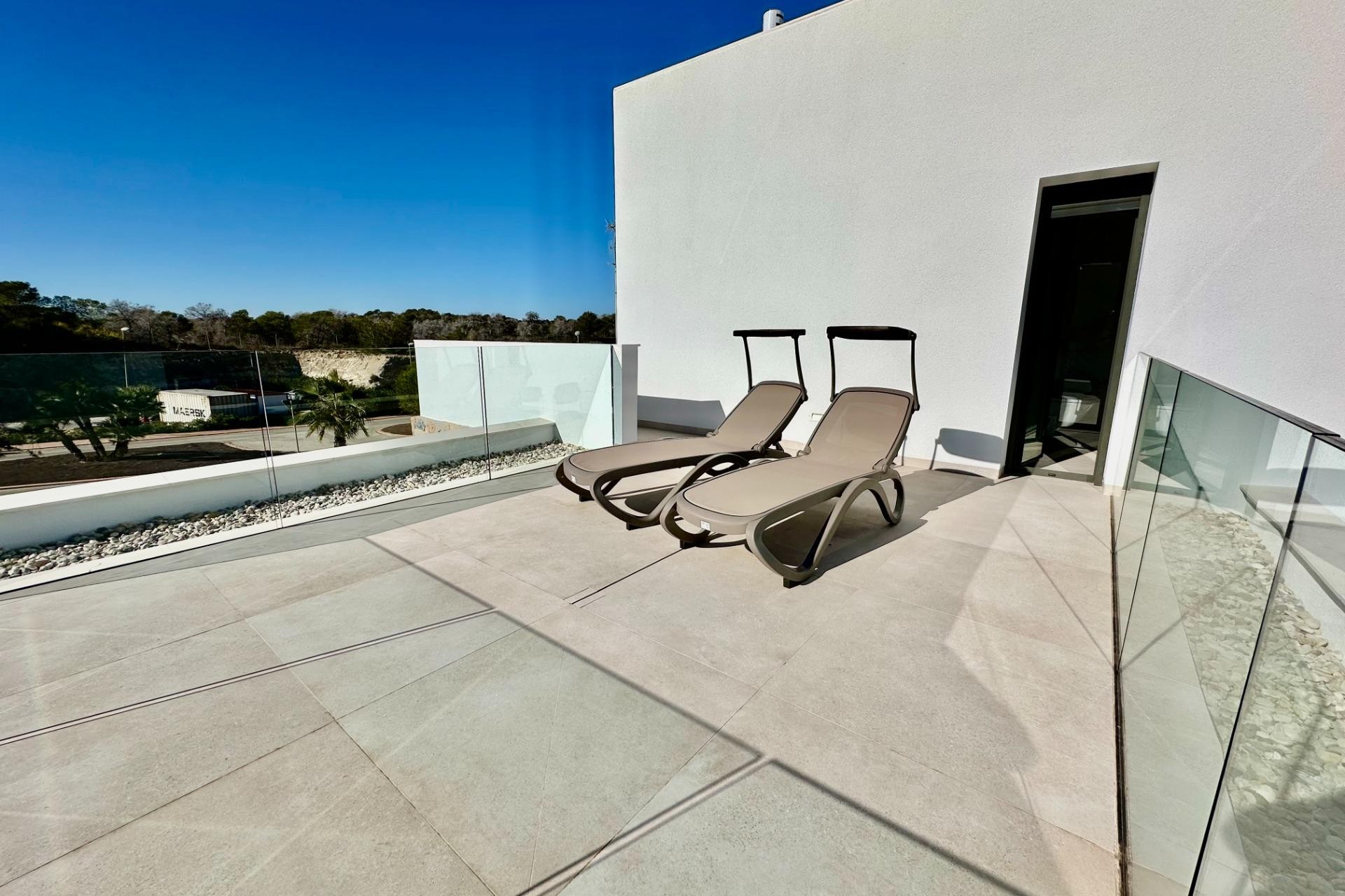 Återförsäljning - Villa -
Orihuela - Las Colinas Golf