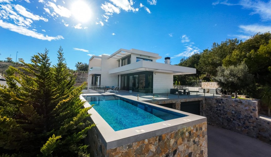 Återförsäljning - Villa -
Orihuela - Las Colinas Golf