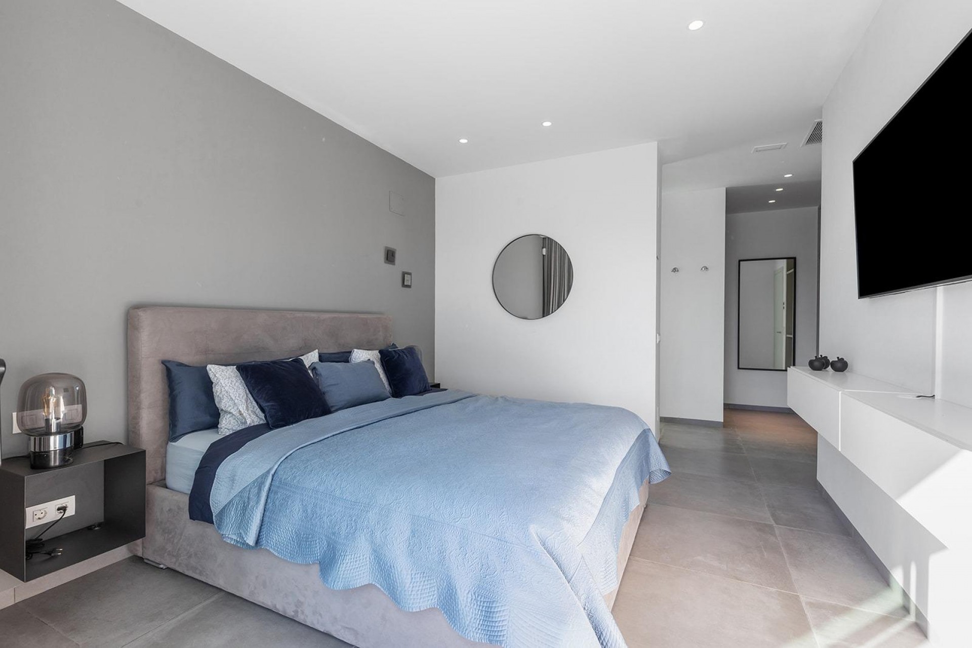 Återförsäljning - Villa -
Orihuela - Las Colinas Golf