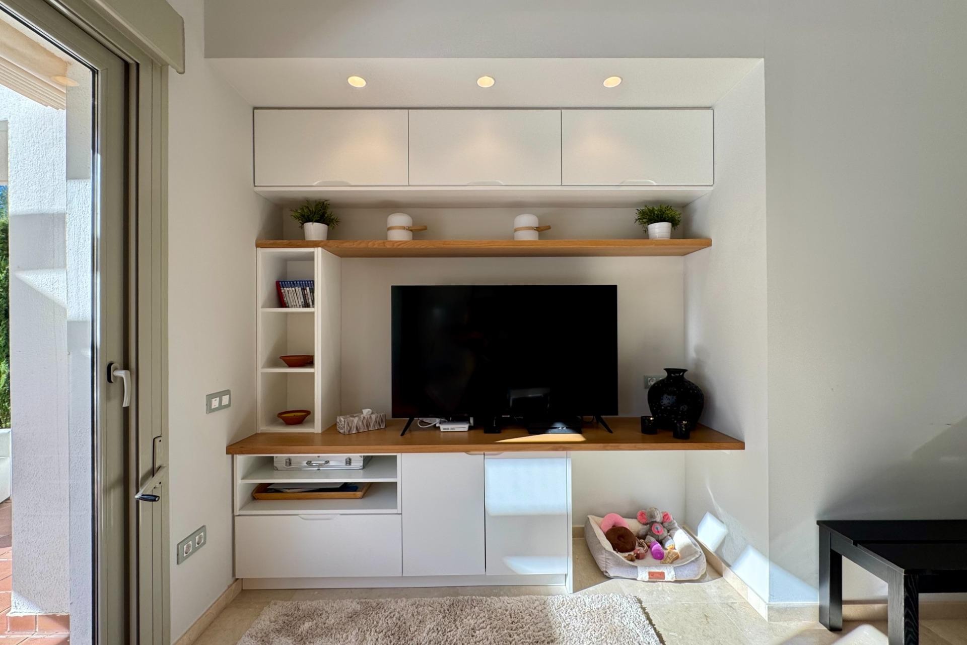 Återförsäljning - Villa -
Orihuela - Las Colinas Golf