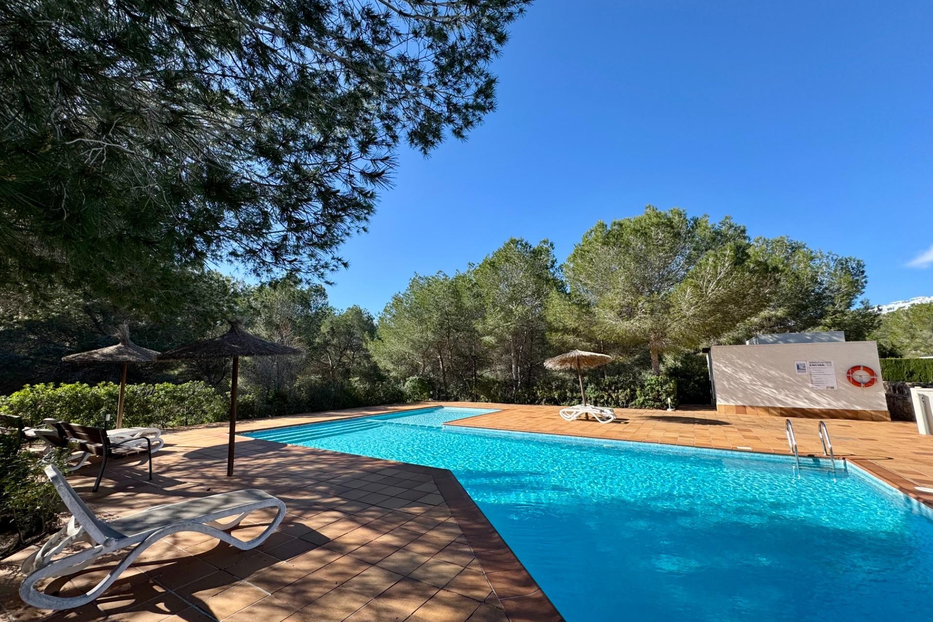 Återförsäljning - Villa -
Orihuela - Las Colinas Golf