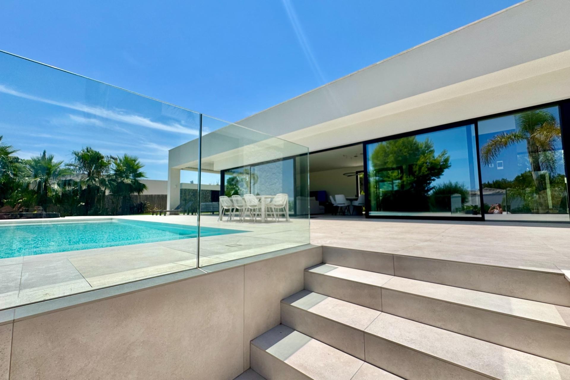 Återförsäljning - Villa -
Orihuela - Las Colinas Golf