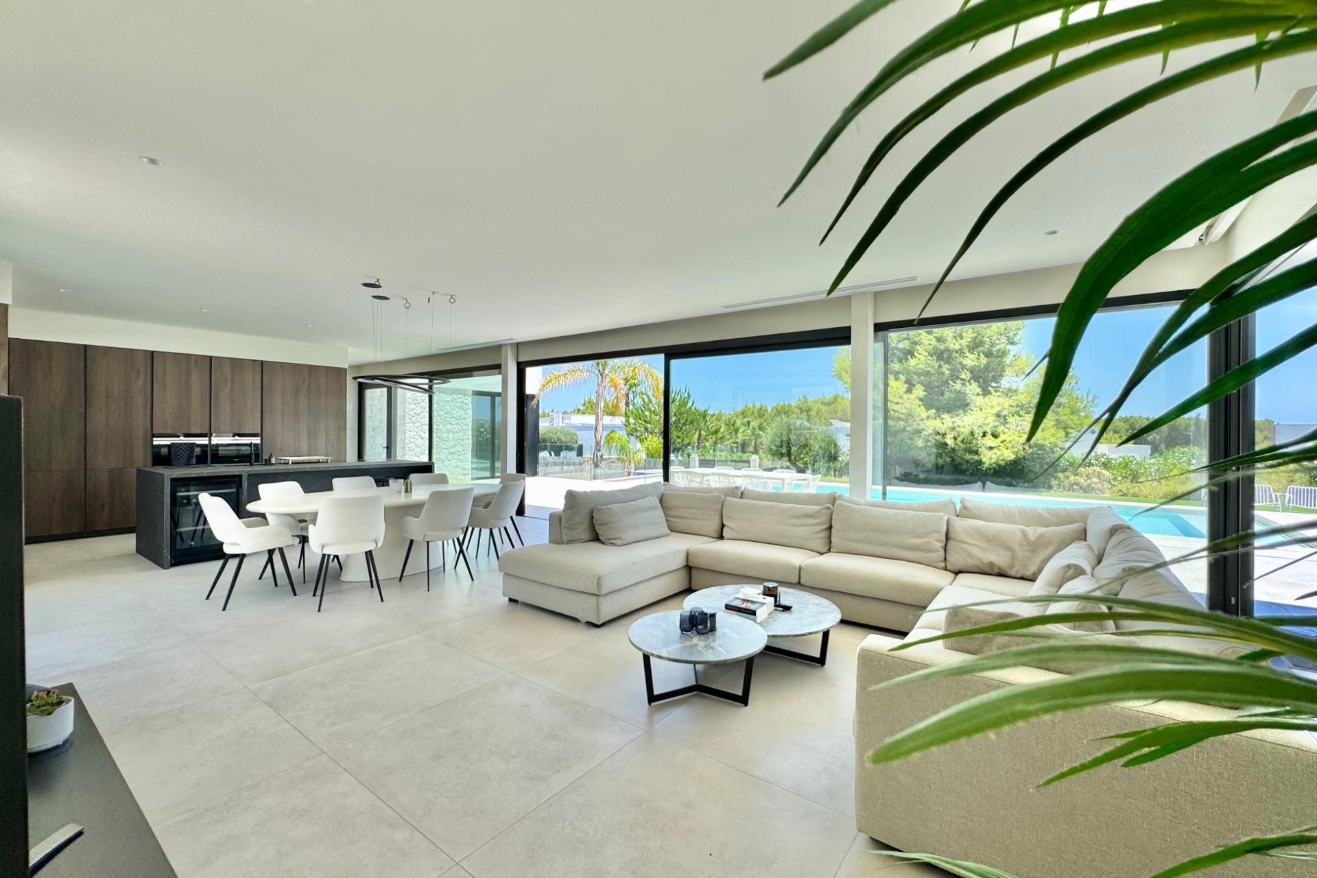 Återförsäljning - Villa -
Orihuela - Las Colinas Golf