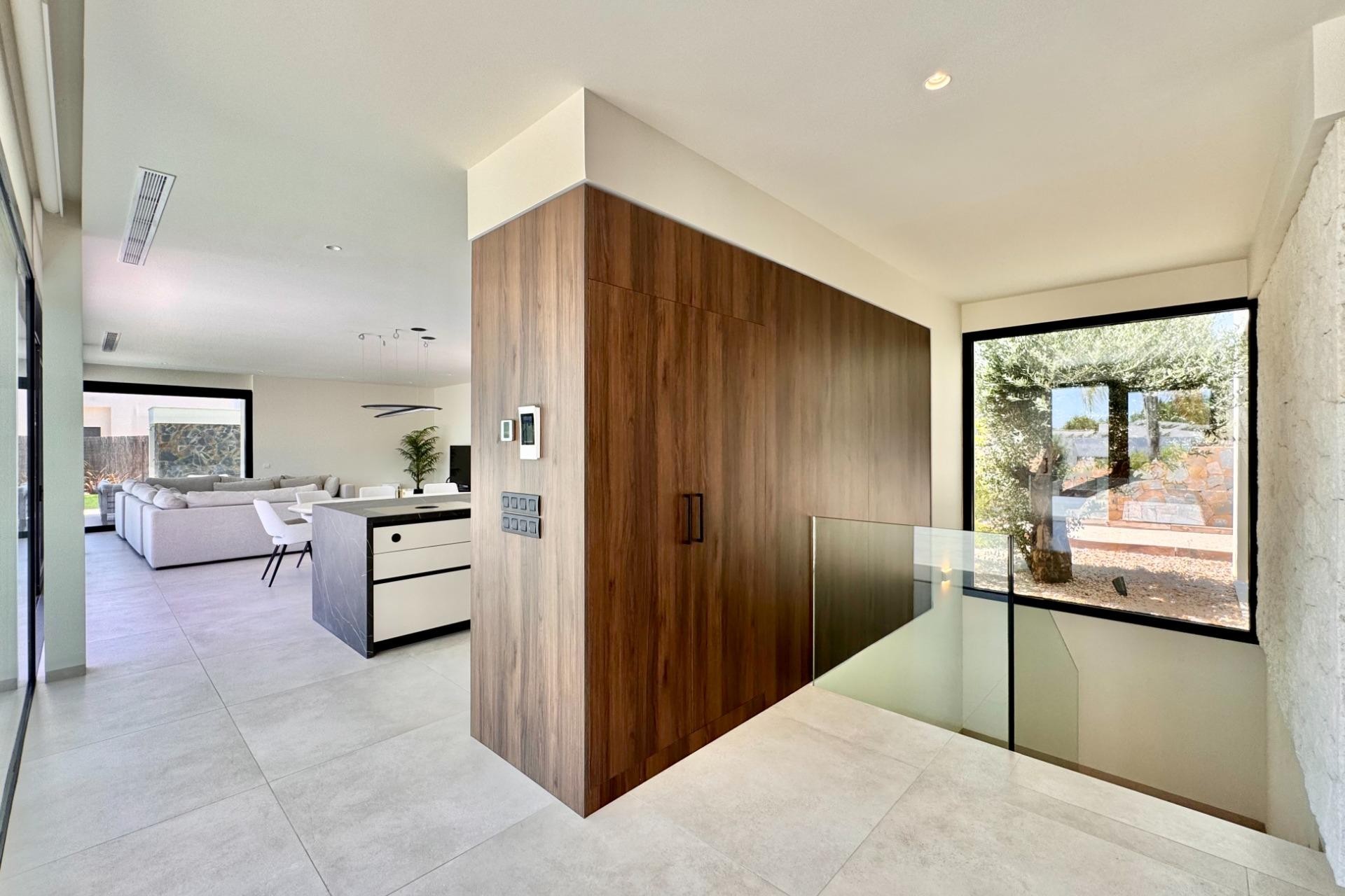 Återförsäljning - Villa -
Orihuela - Las Colinas Golf
