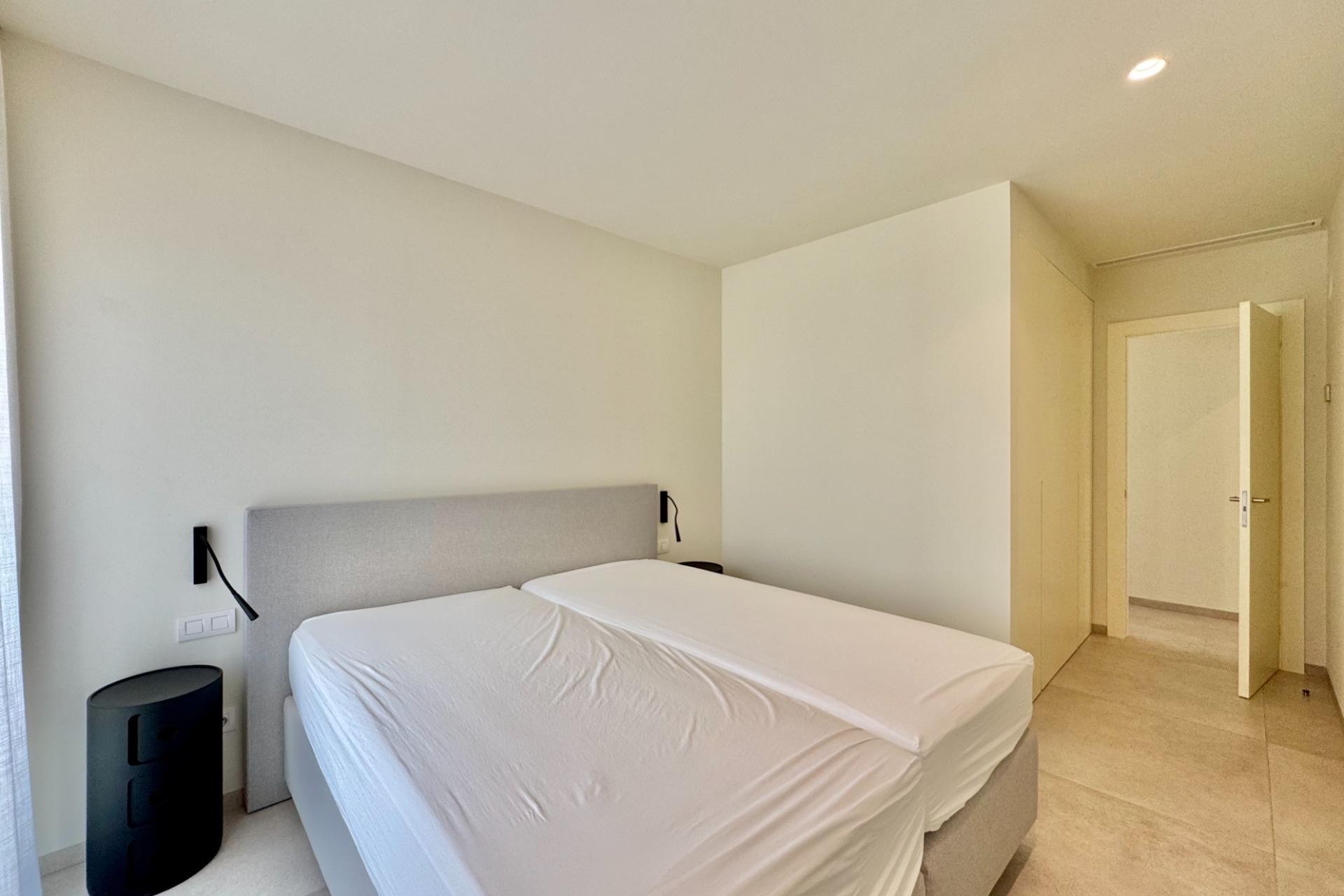 Återförsäljning - Villa -
Orihuela - Las Colinas Golf