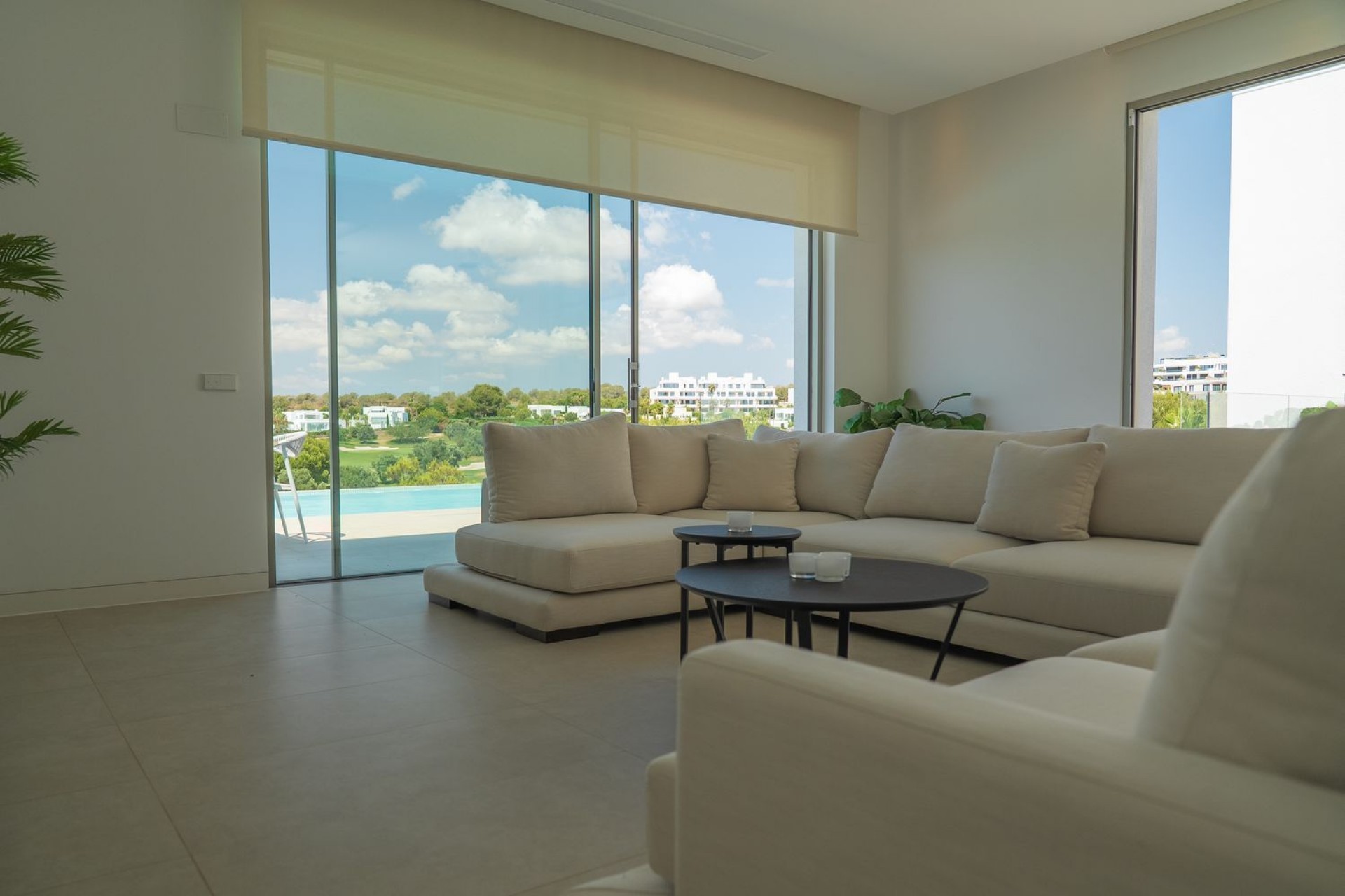 Återförsäljning - Villa -
Orihuela - Las Colinas Golf