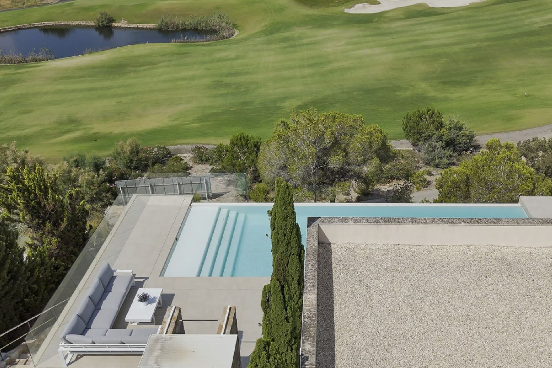 Återförsäljning - Villa -
Orihuela - Las Colinas Golf