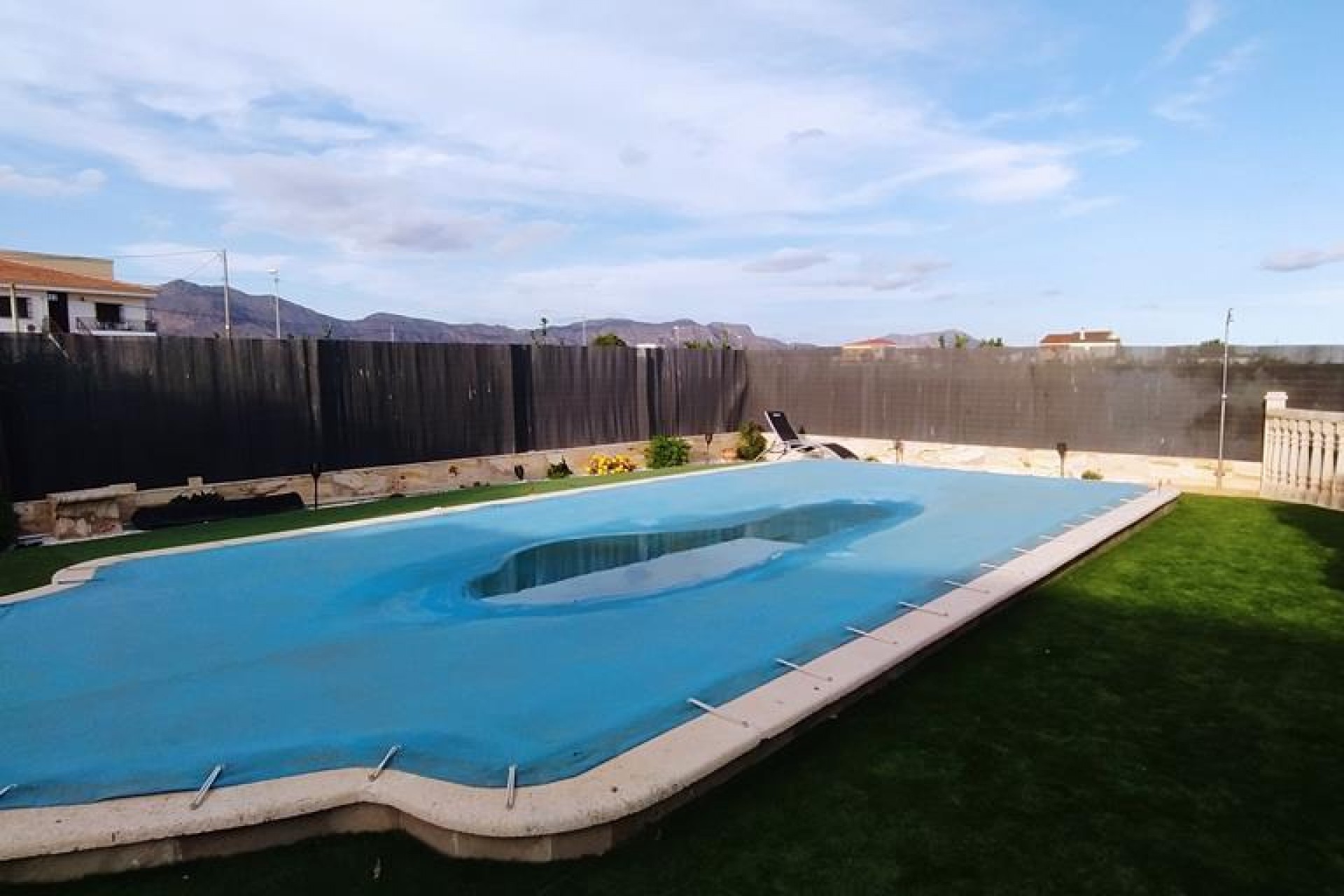 Återförsäljning - Villa -
Orihuela - LOS DESEMPARADOS