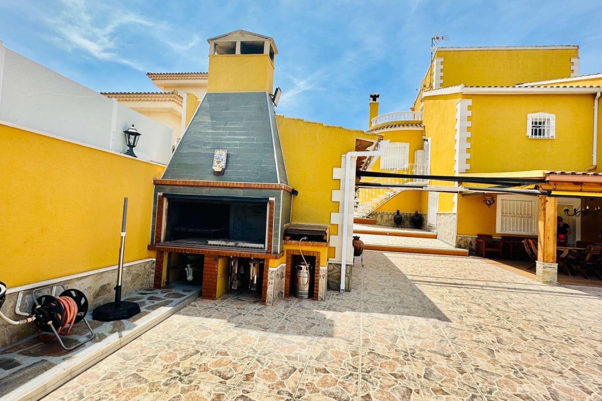 Återförsäljning - Villa -
Orihuela - Urb. Montepinar