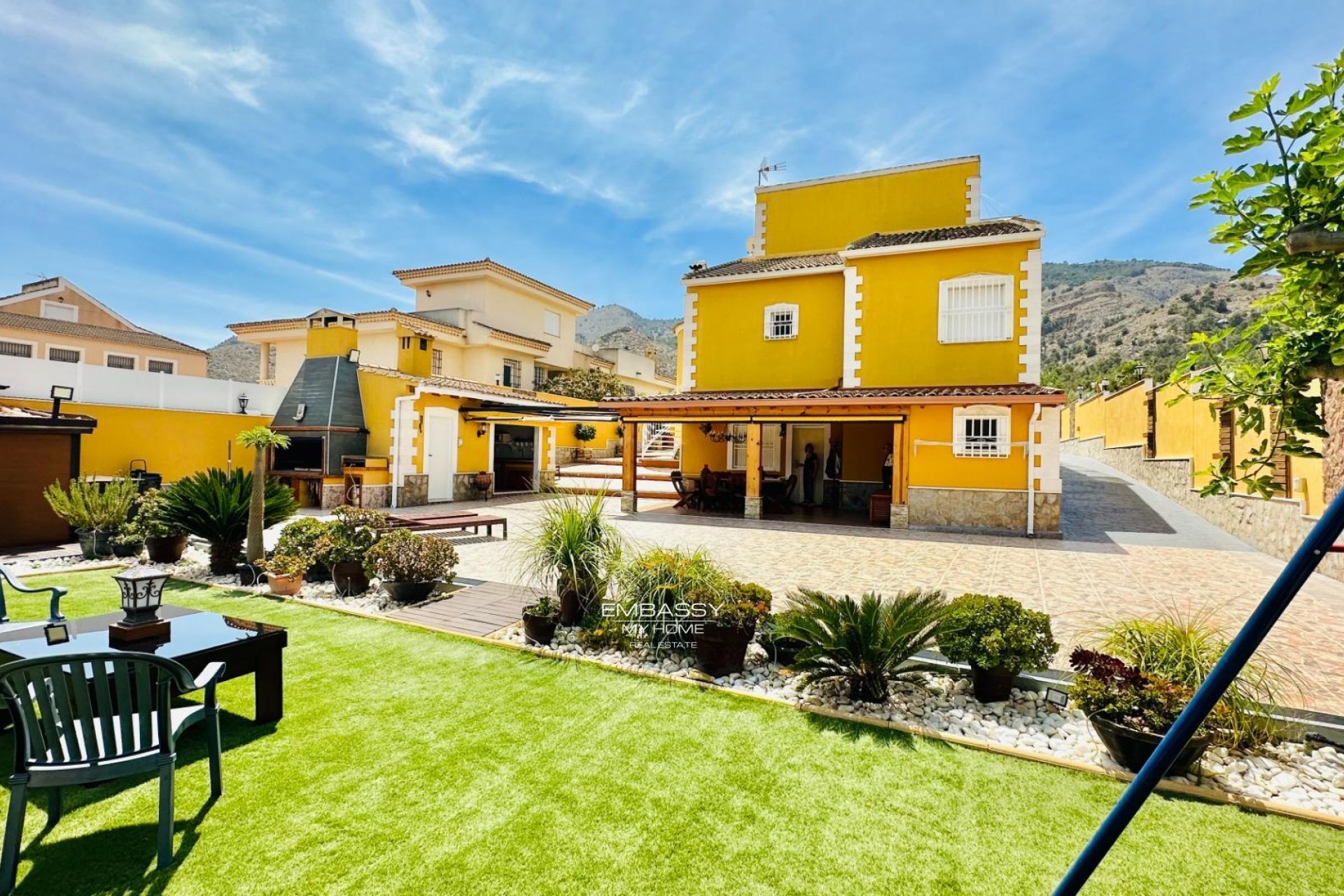 Återförsäljning - Villa -
Orihuela - Urb. Montepinar