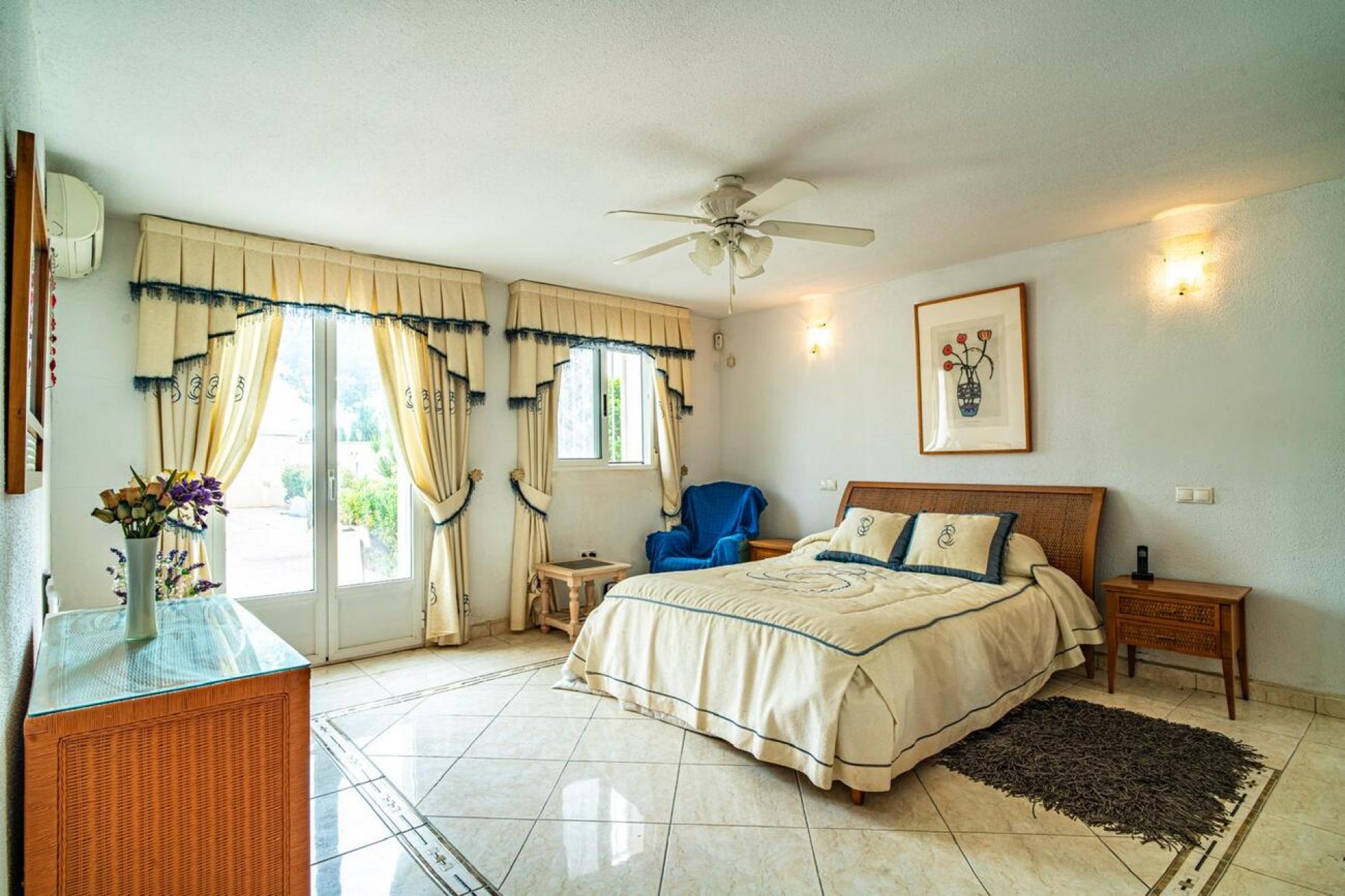 Återförsäljning - Villa -
Orihuela