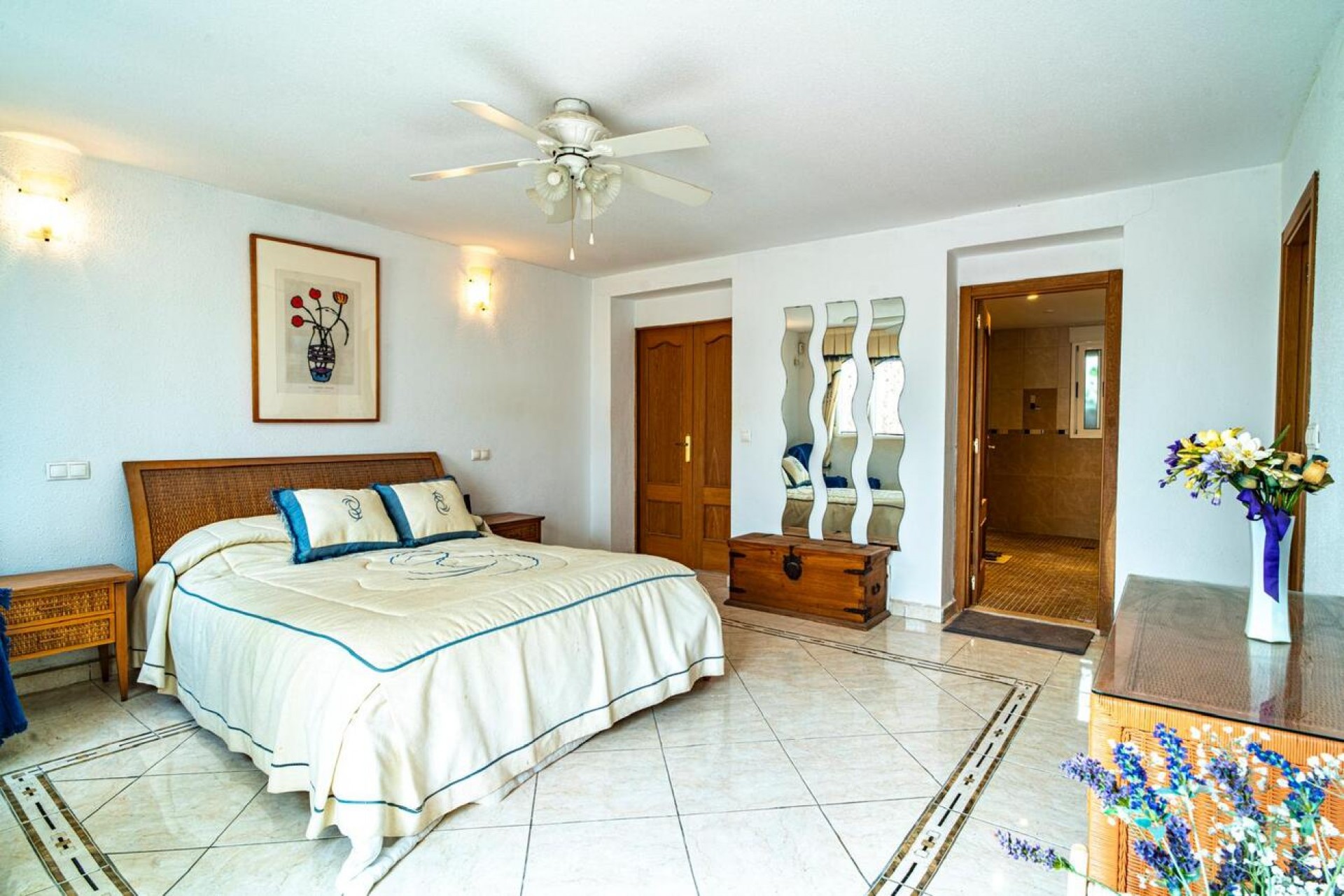 Återförsäljning - Villa -
Orihuela