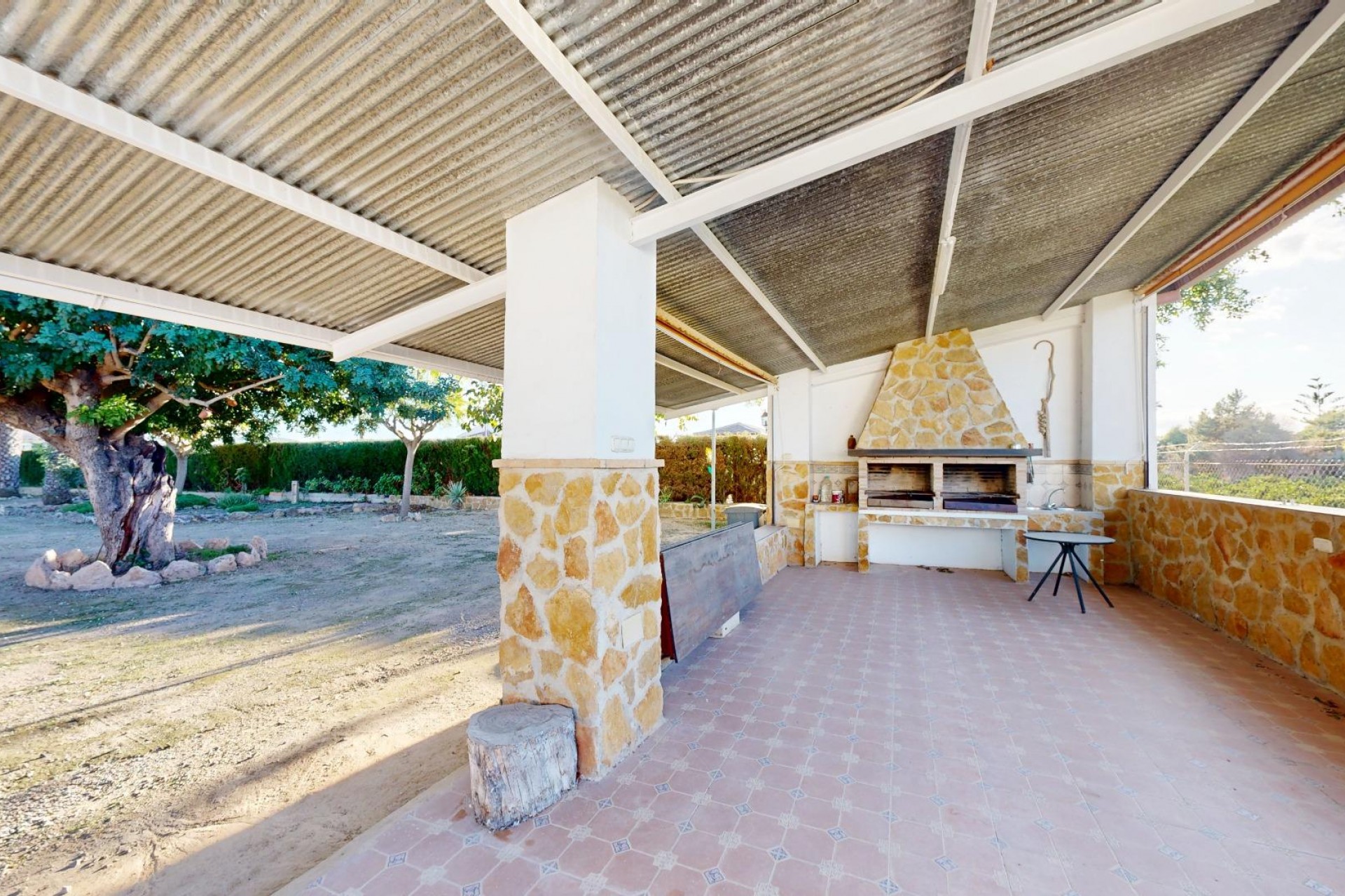 Återförsäljning - Villa -
Orihuela