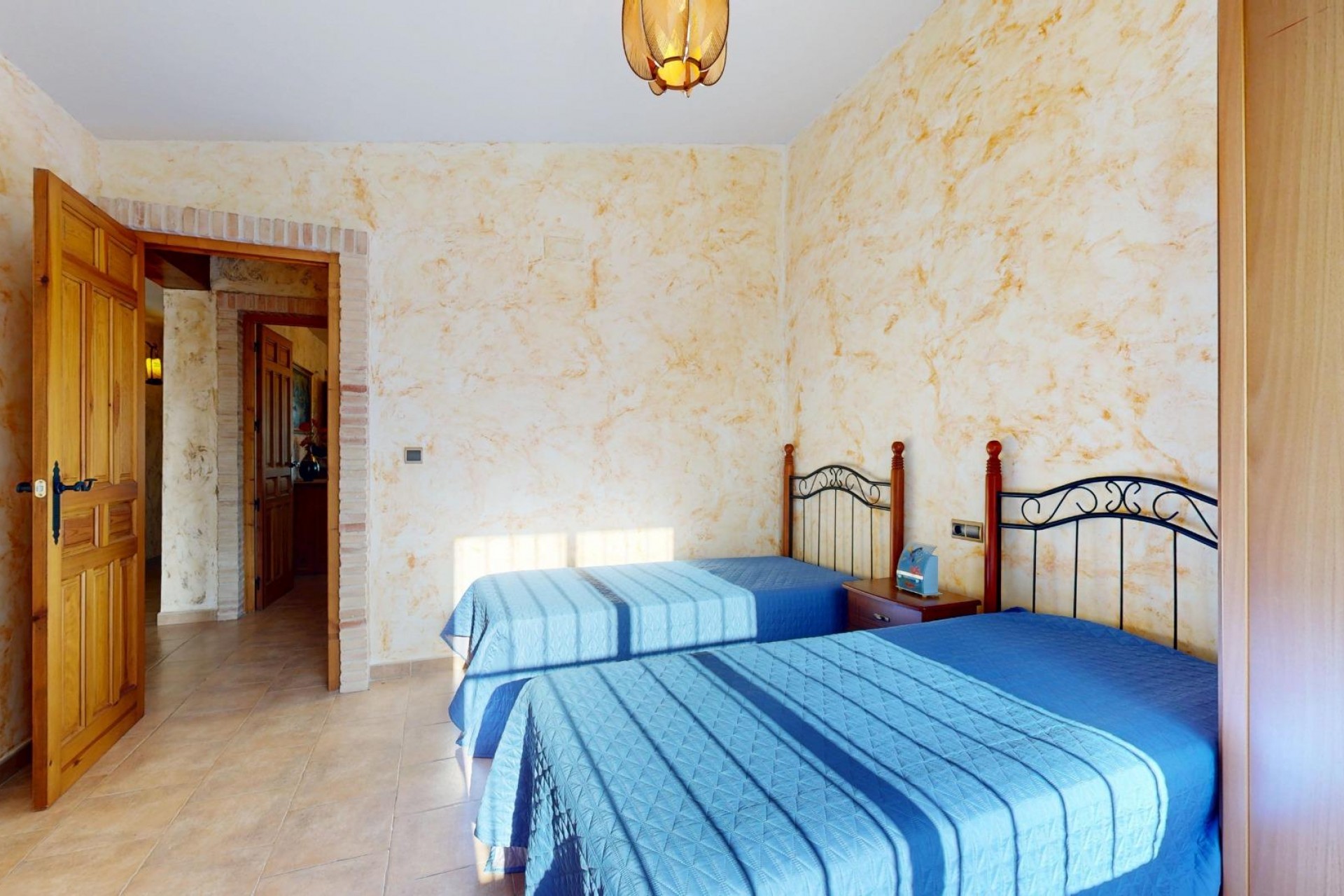 Återförsäljning - Villa -
Orihuela