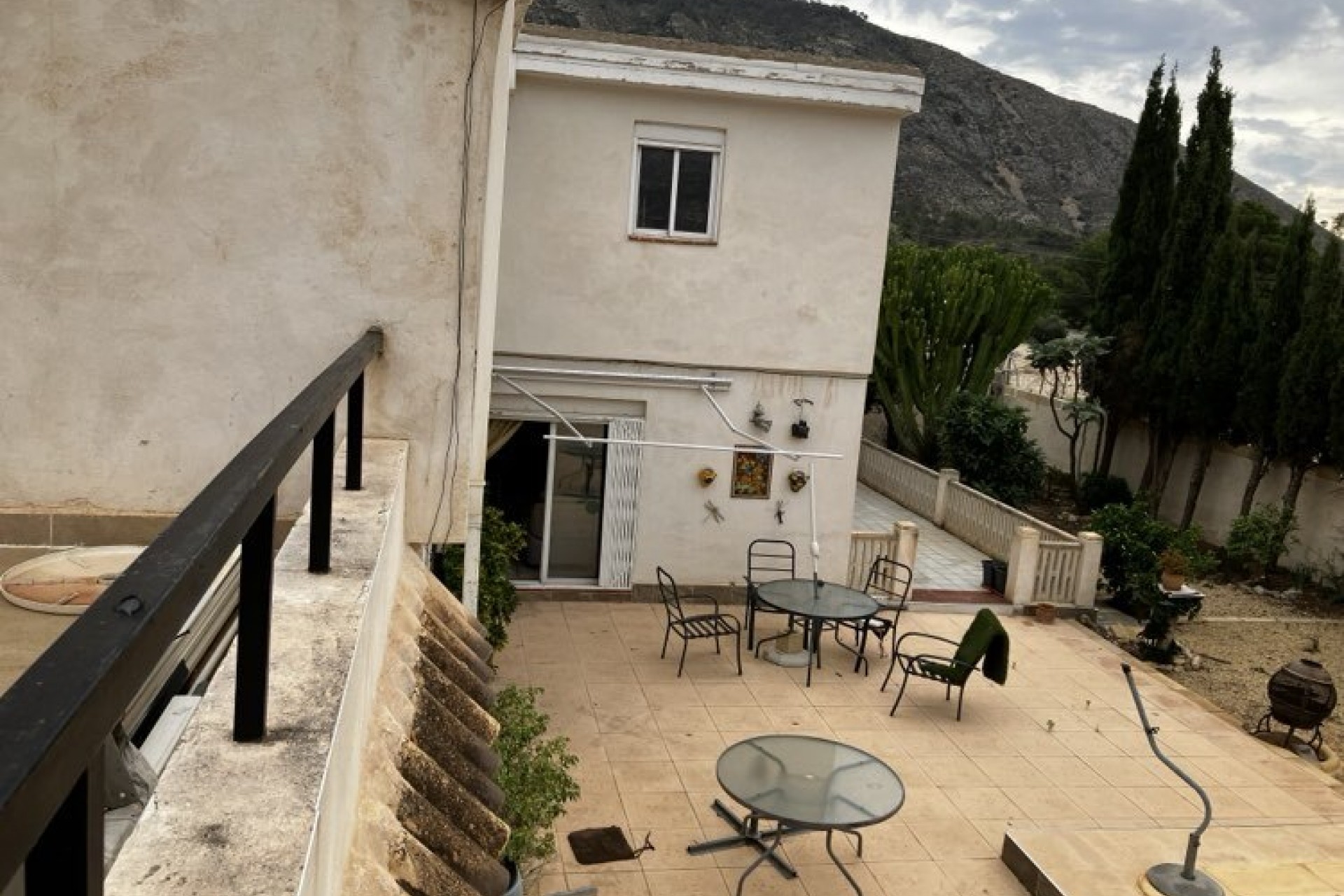 Återförsäljning - Villa -
Orxeta - Costa Blanca