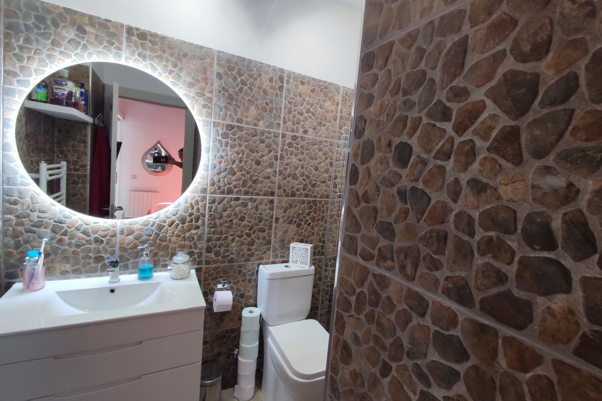 Återförsäljning - Villa -
Peraleja Golf - Inland