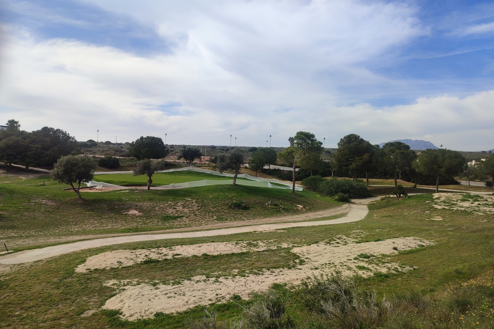 Återförsäljning - Villa -
Peraleja Golf - Inland