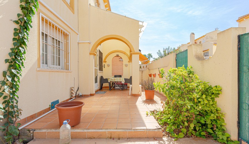 Återförsäljning - Villa -
Pilar de la Horadada - Costa Blanca