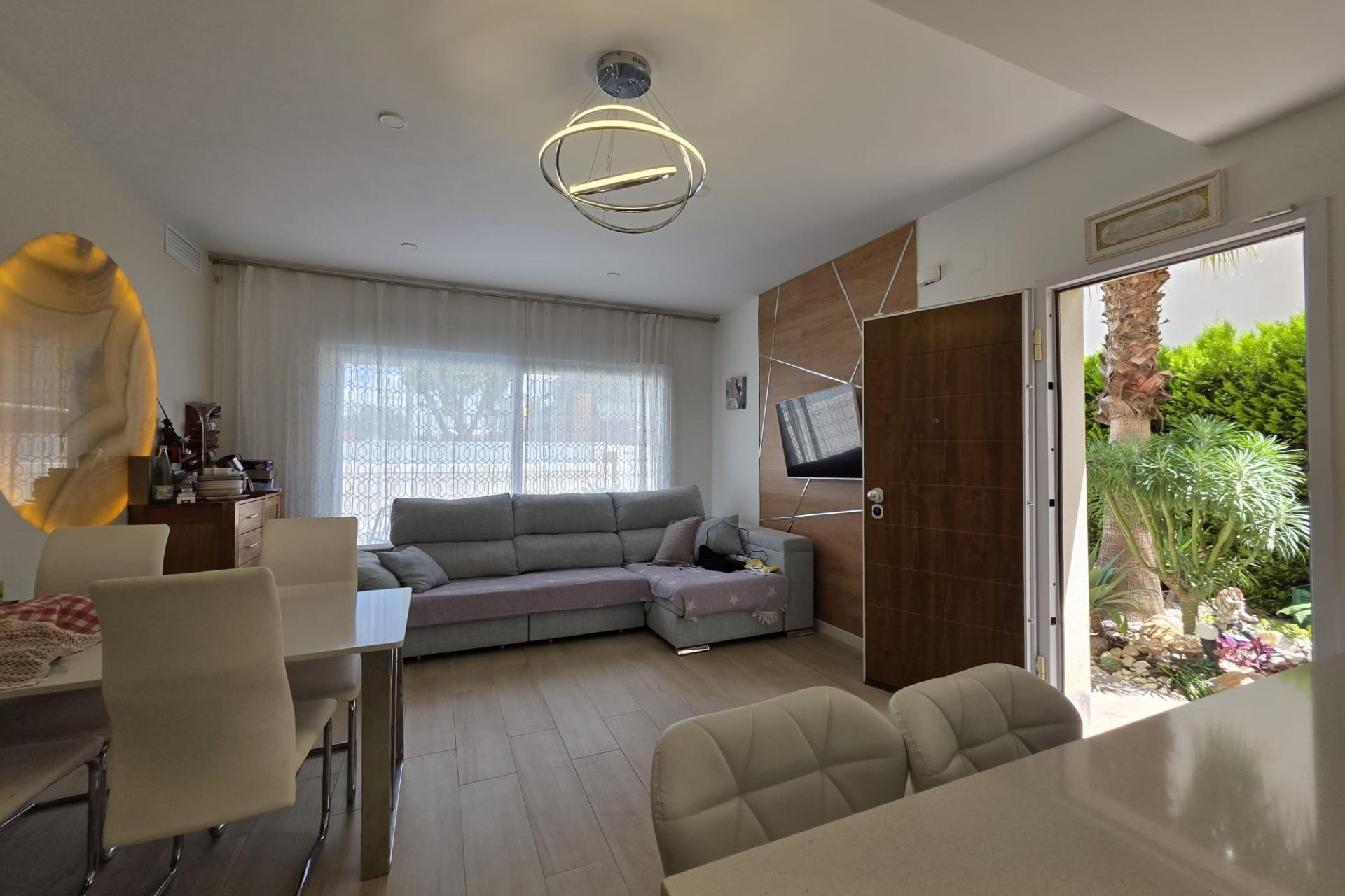 Återförsäljning - Villa -
Pilar de la Horadada - Zona Pueblo